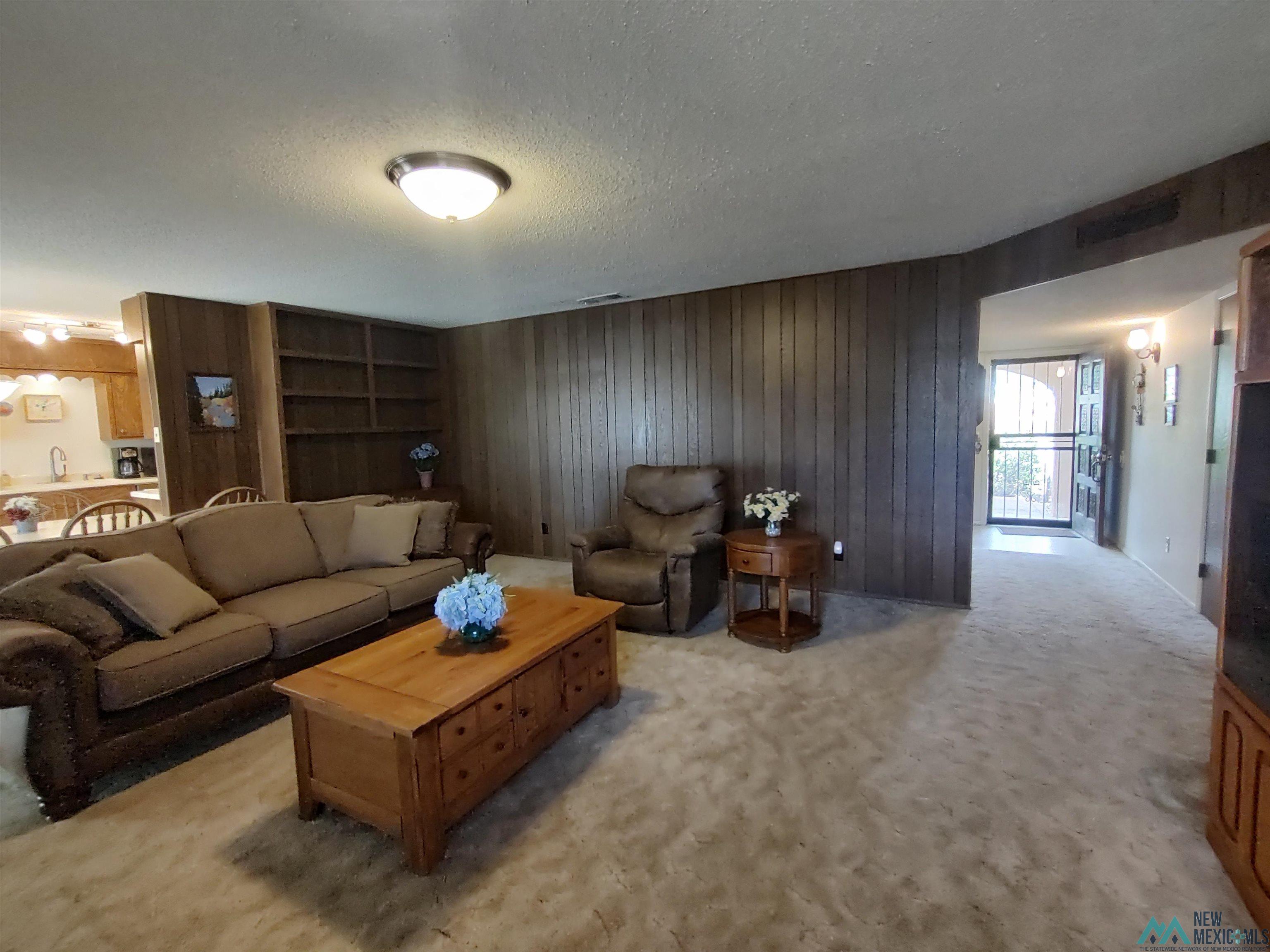 1601 W Thomas Street