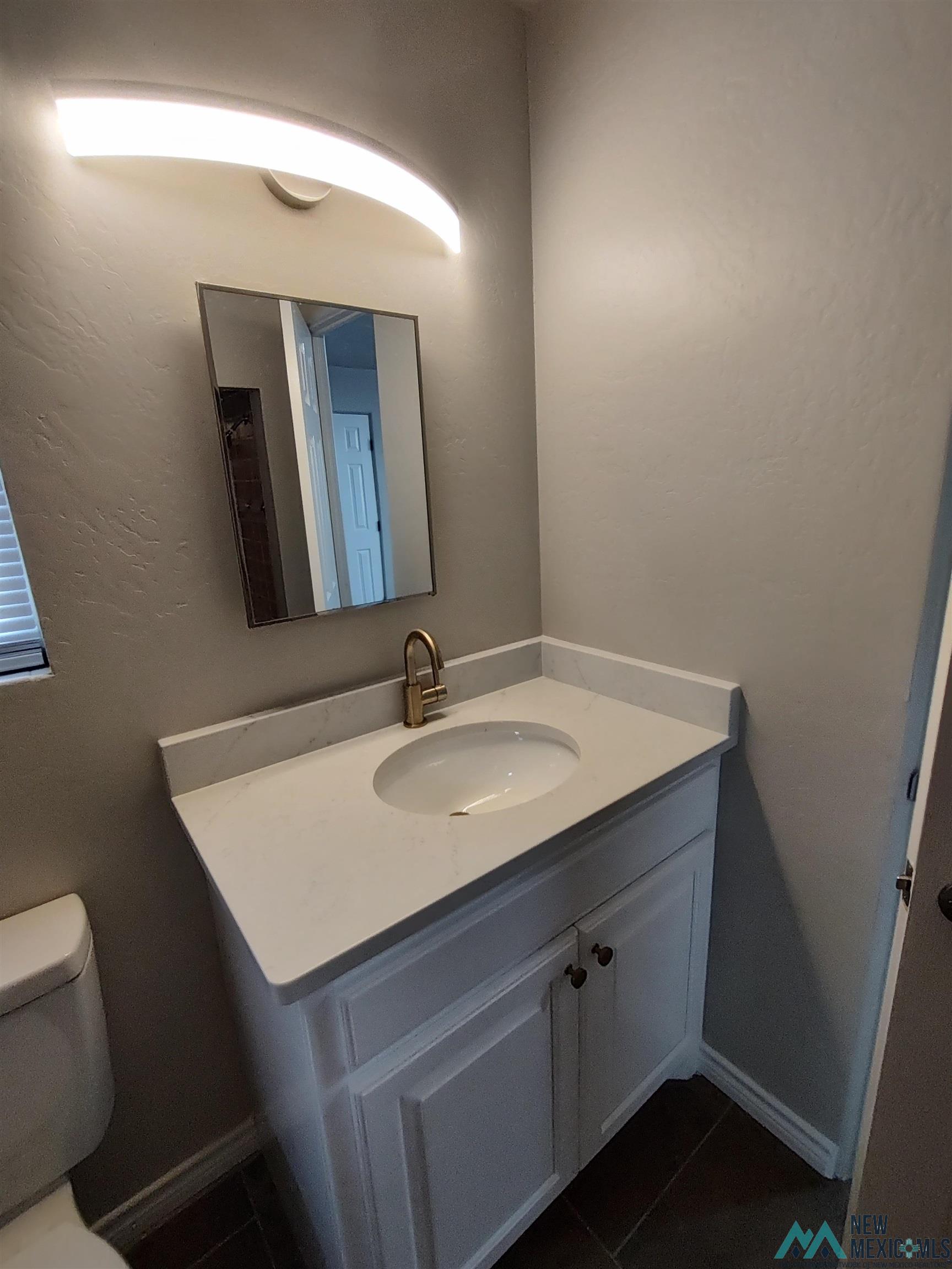 1304 N Country Club Circle