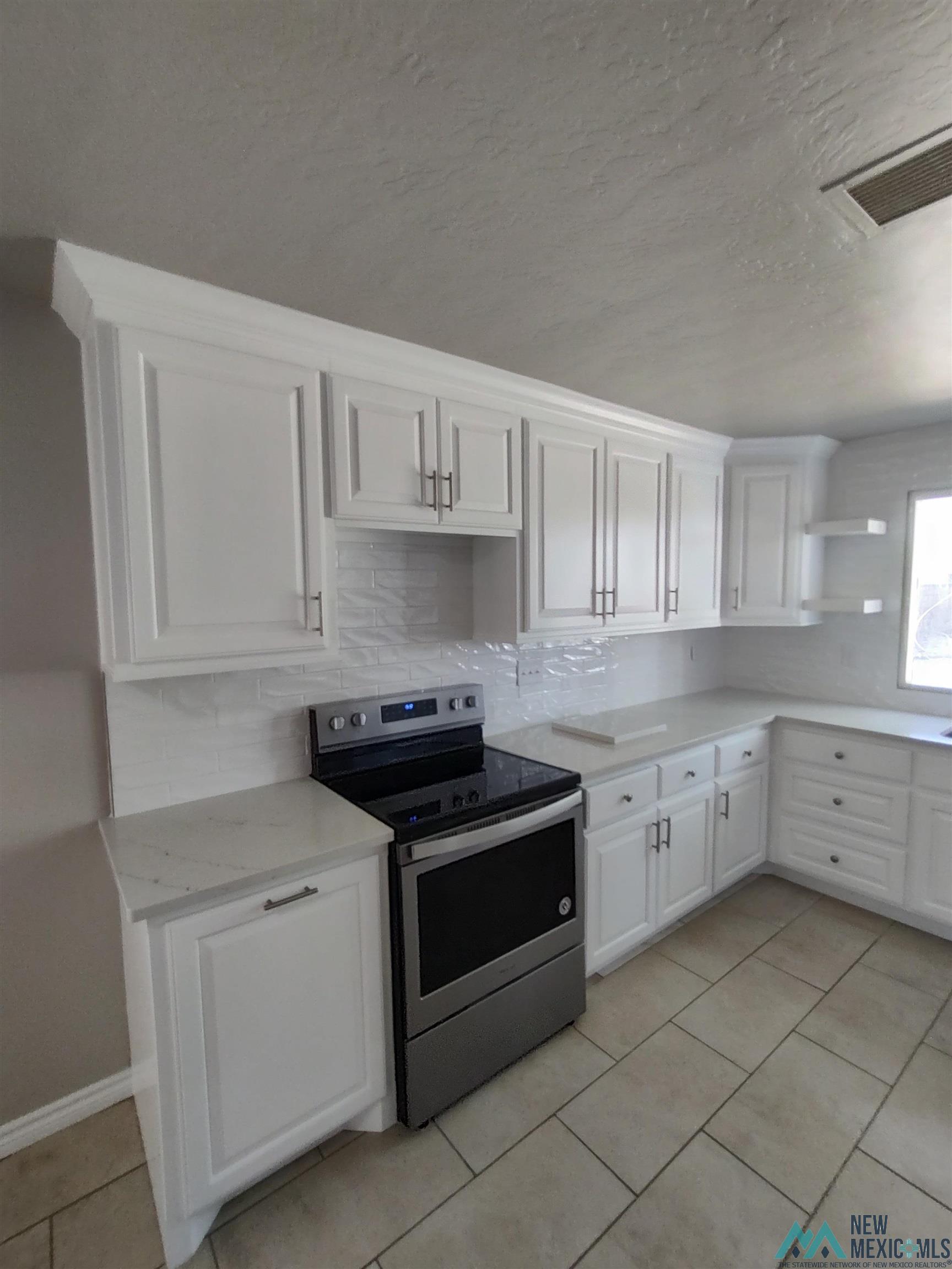 1304 N Country Club Circle