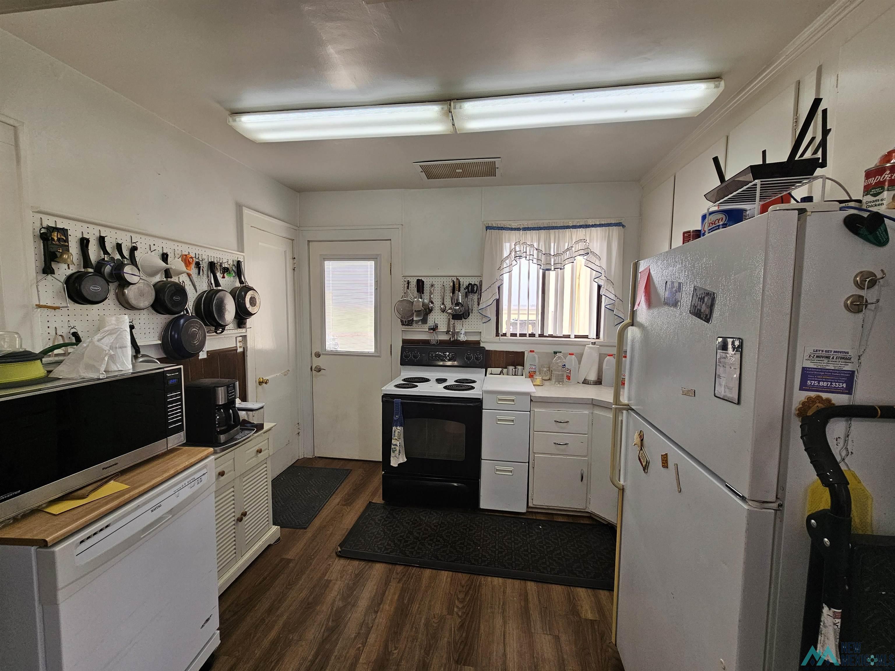 2013 E Wood Avenue