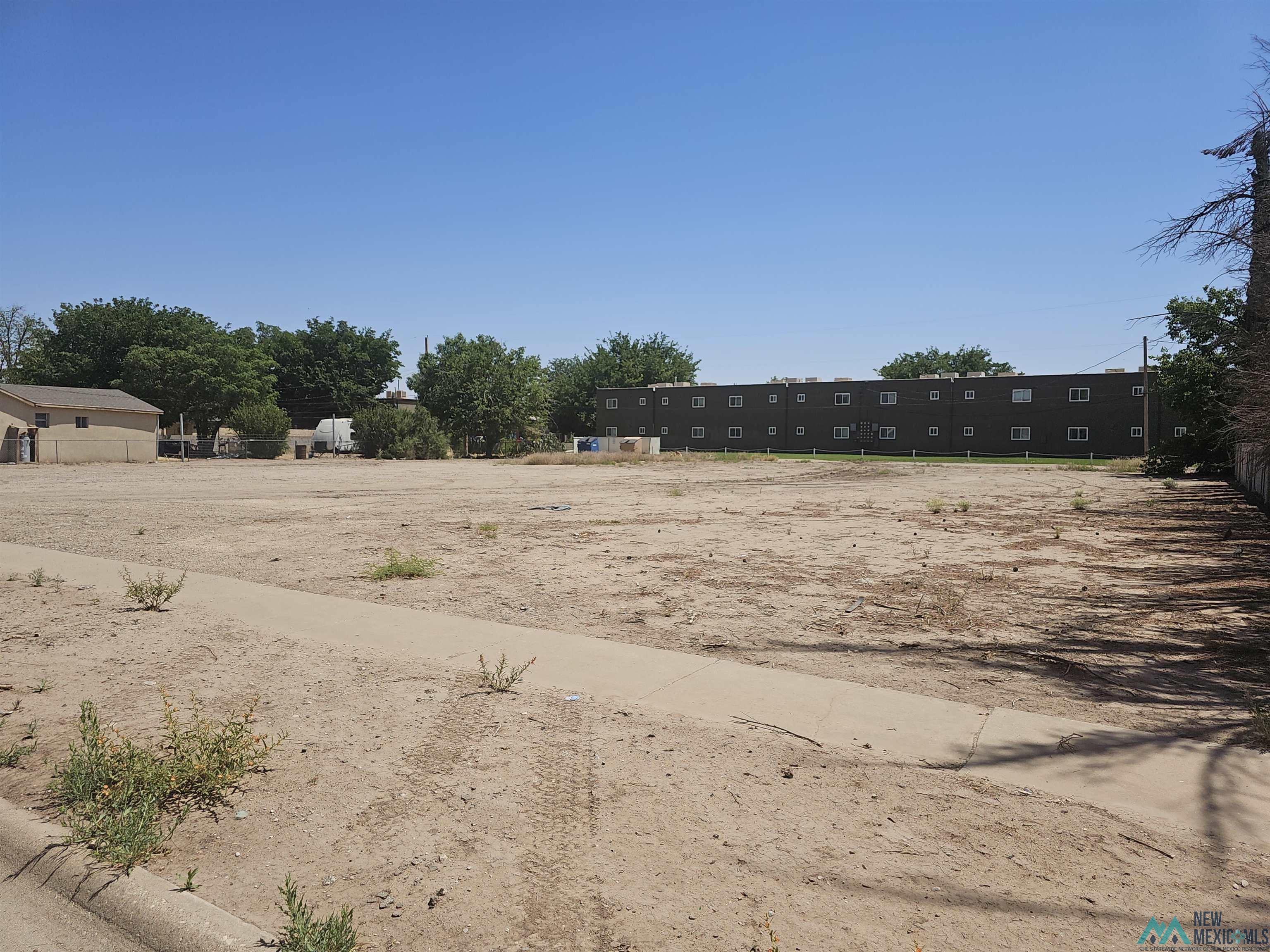 W of 813 Ortega Street