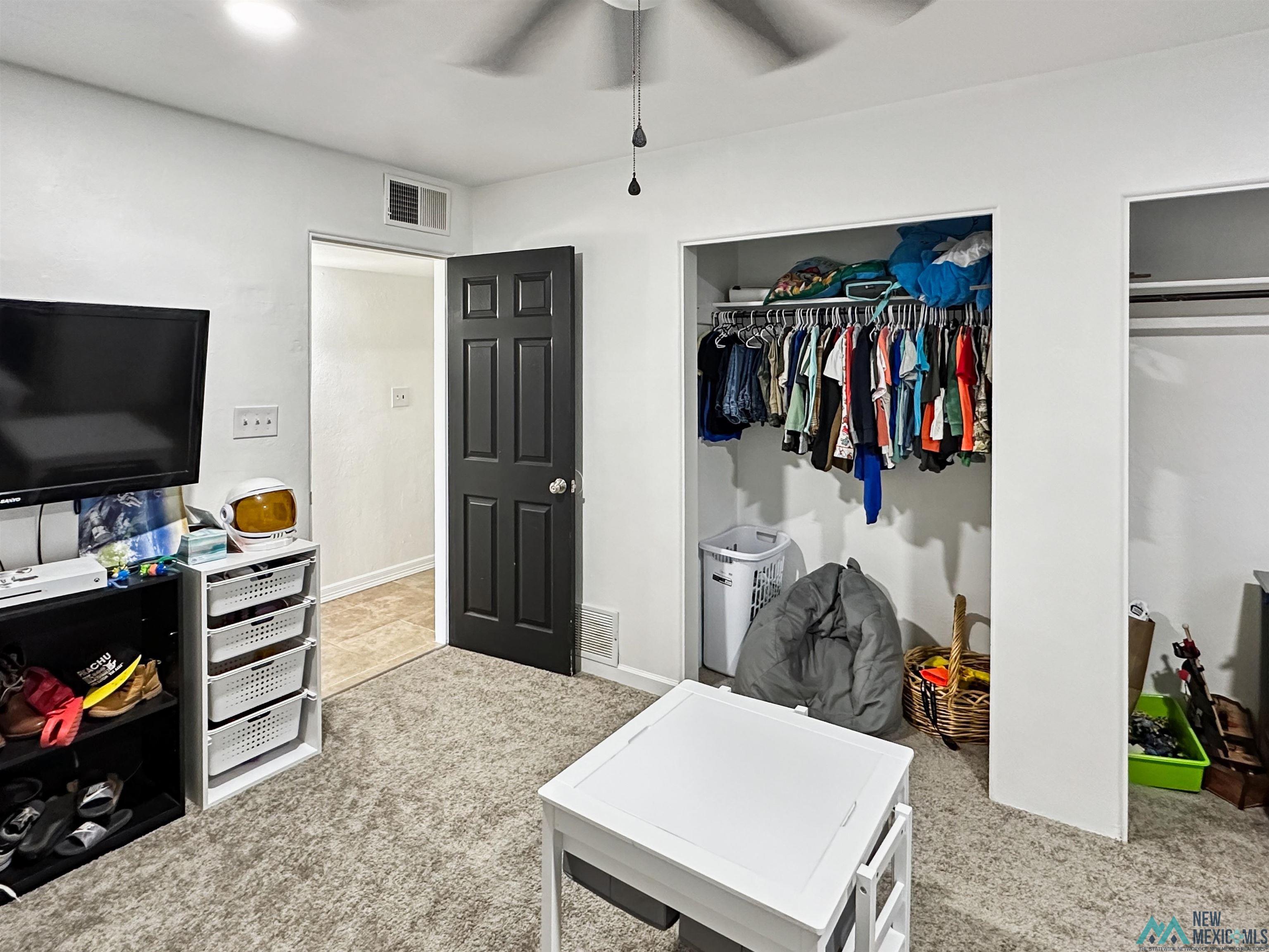 1504 S Country Club Circle