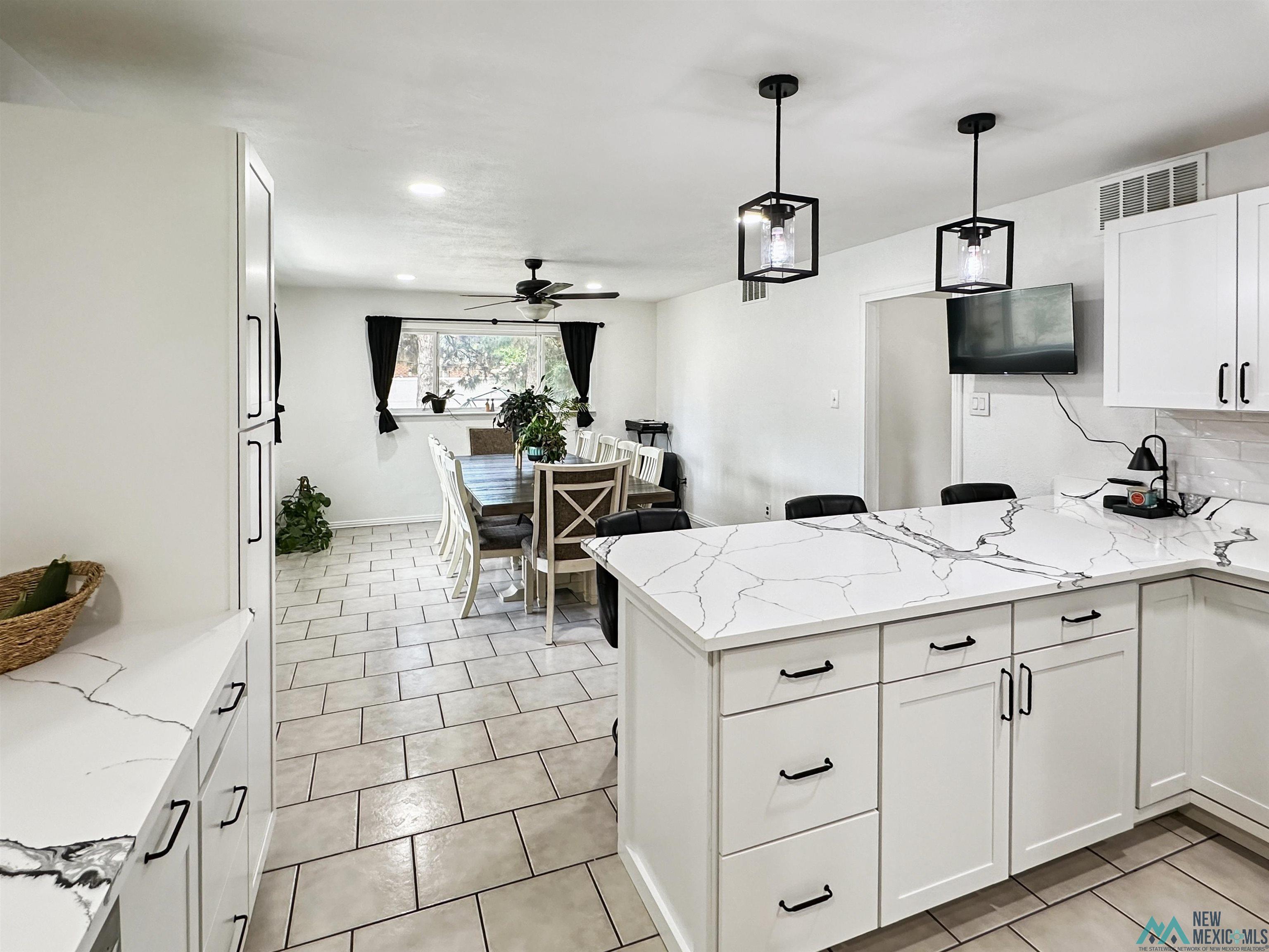 1504 S Country Club Circle