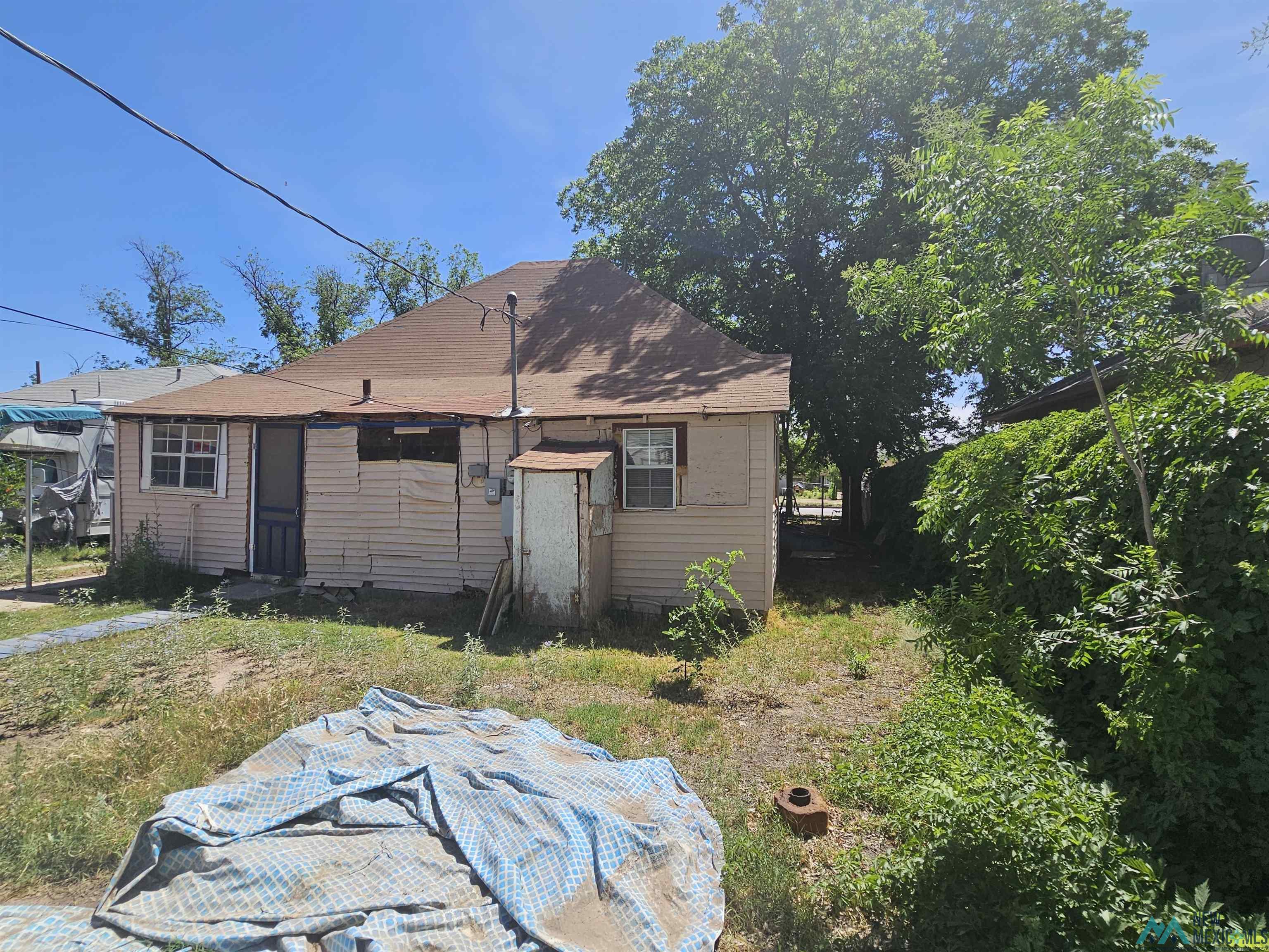 609 N Guadalupe Street