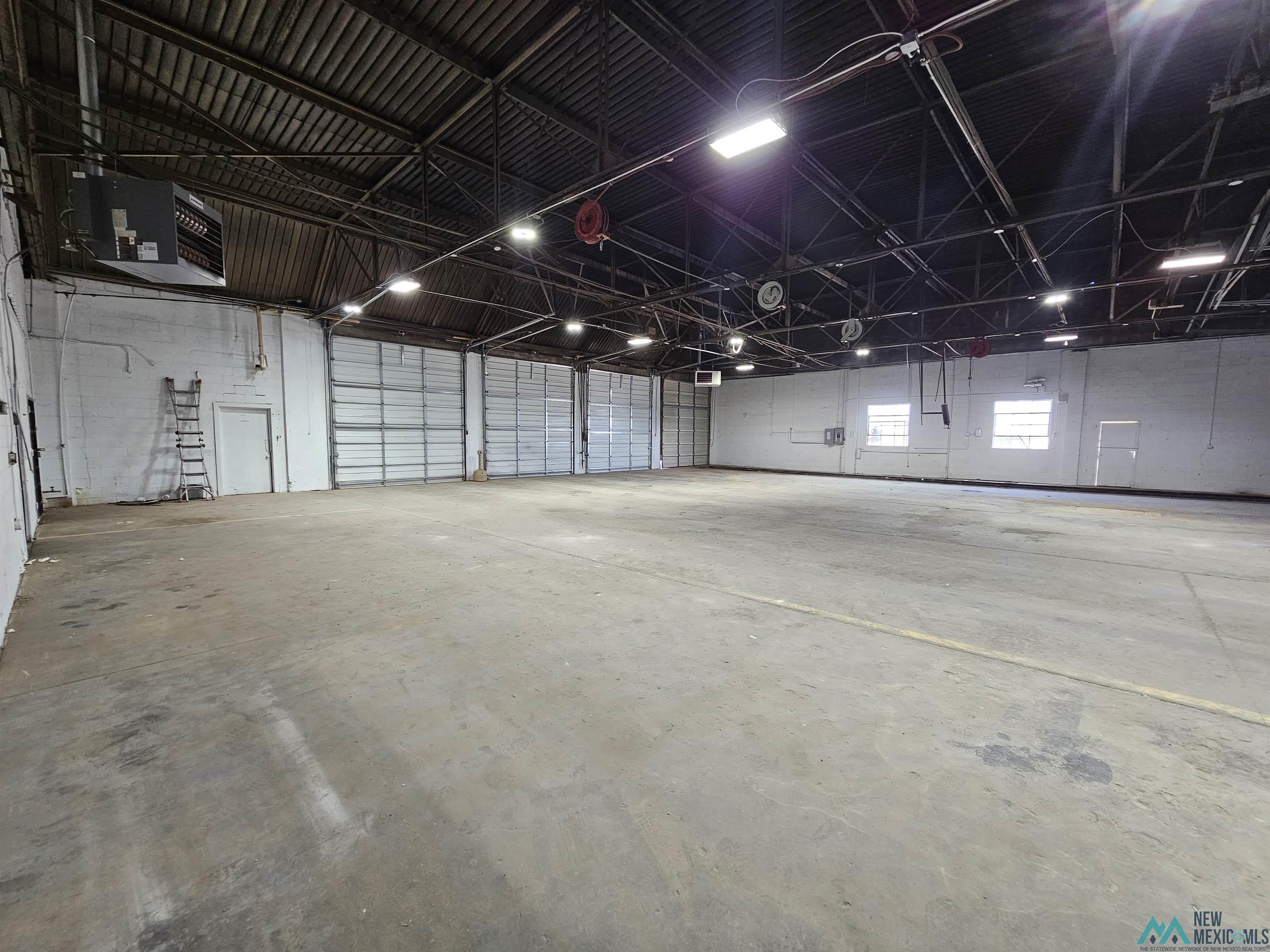 1713 N Roselawn Avenue