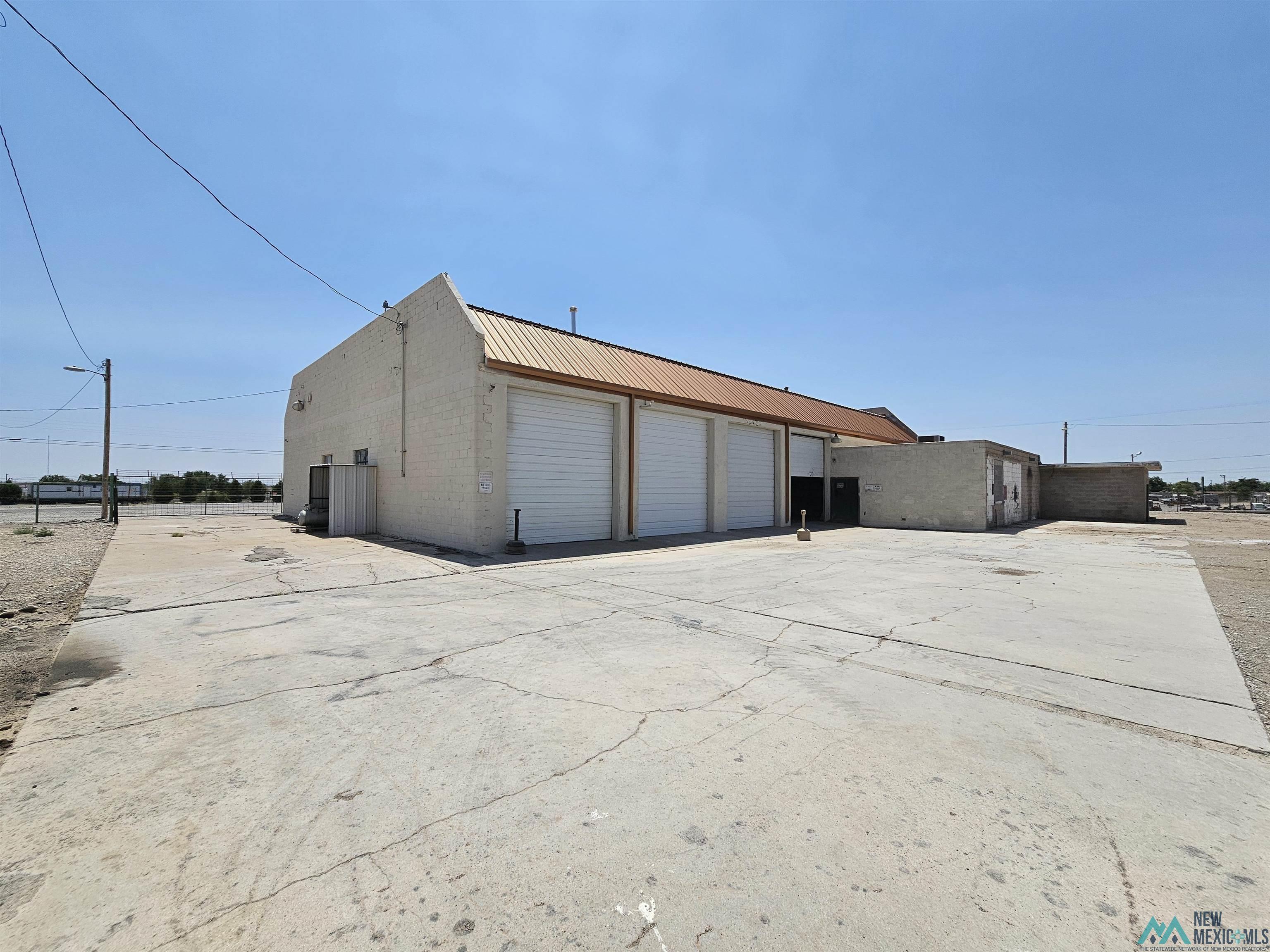 1713 N Roselawn Avenue