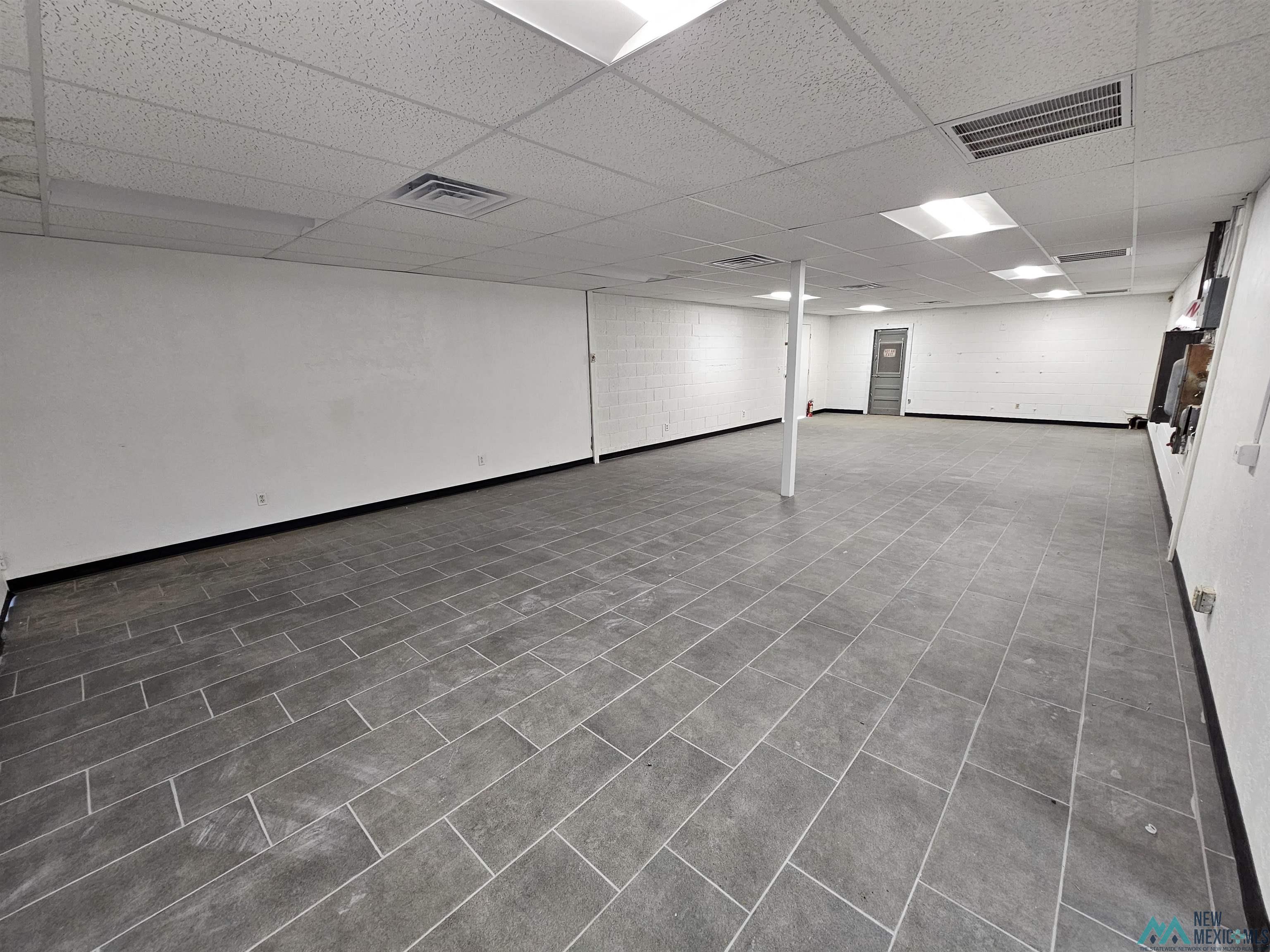 1713 N Roselawn Avenue