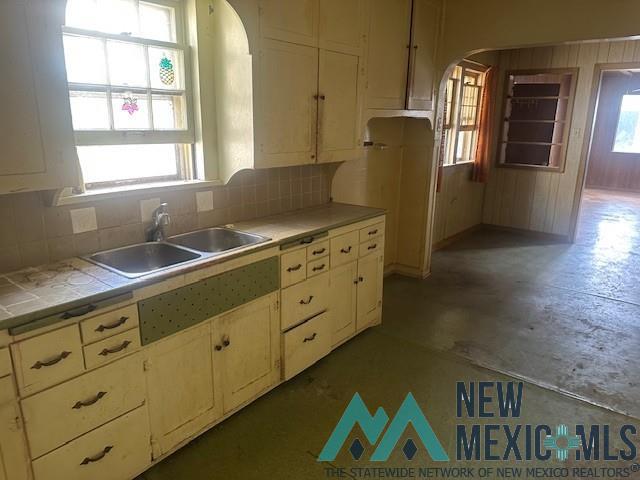 608 N Halagueno Street