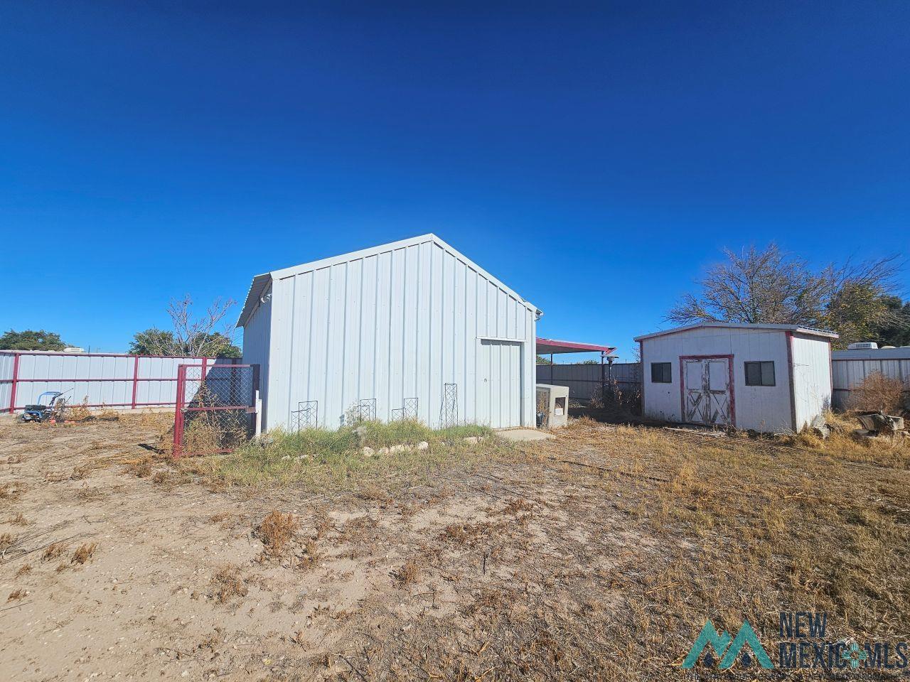 218 E Rose Street