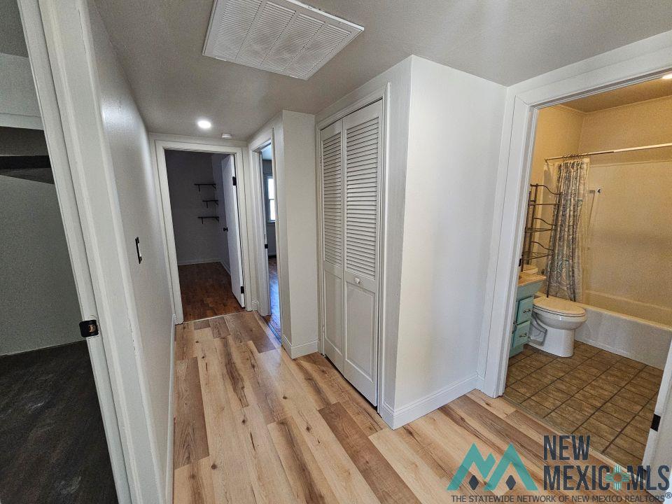 218 E Rose Street