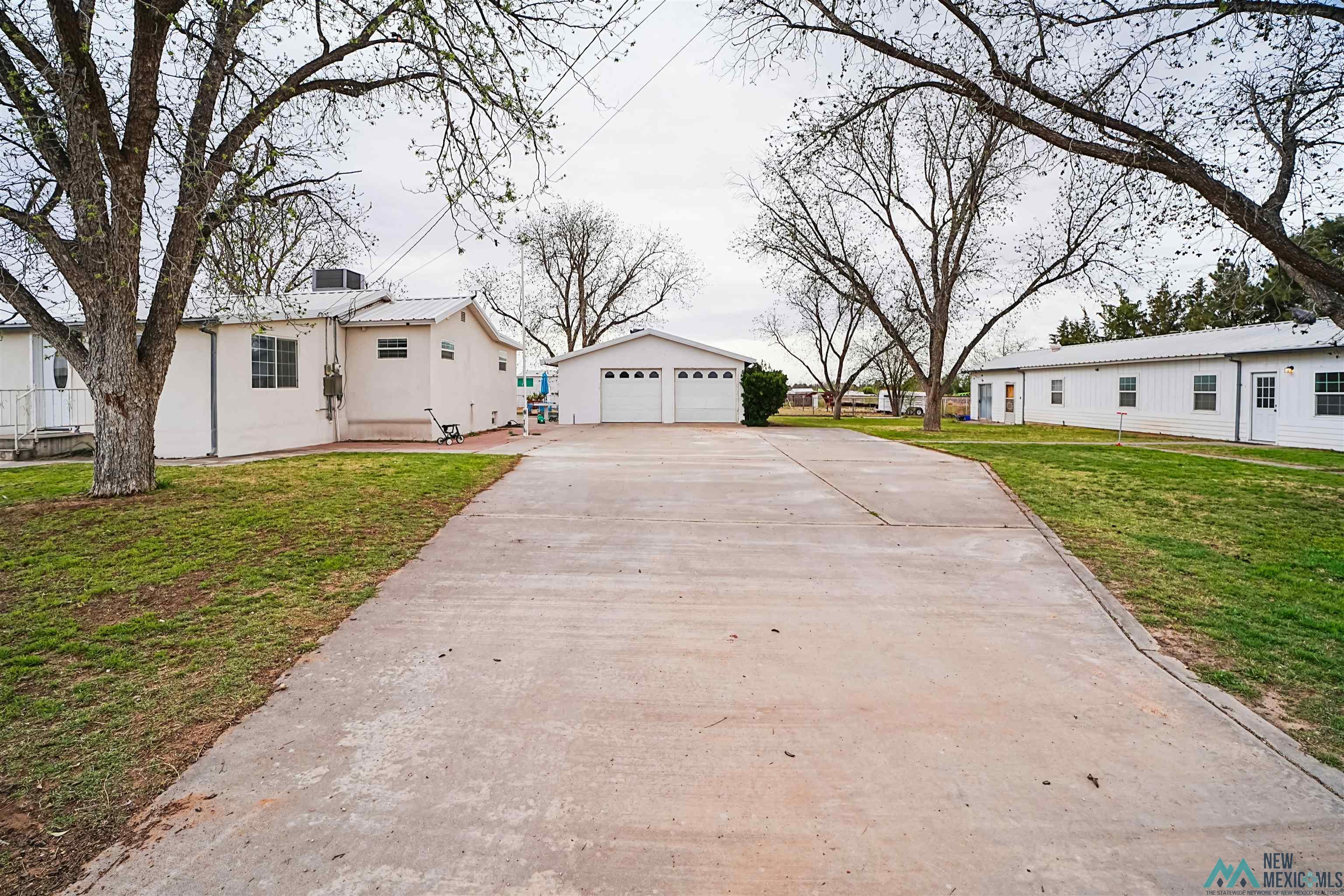 215 Grassburr Lane
