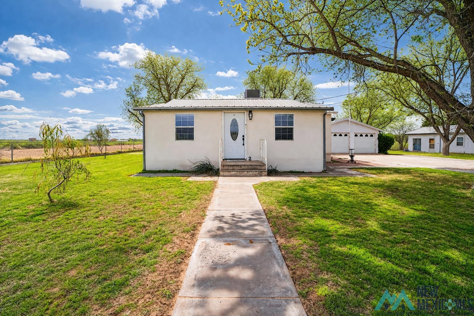 215 Grassburr Lane
