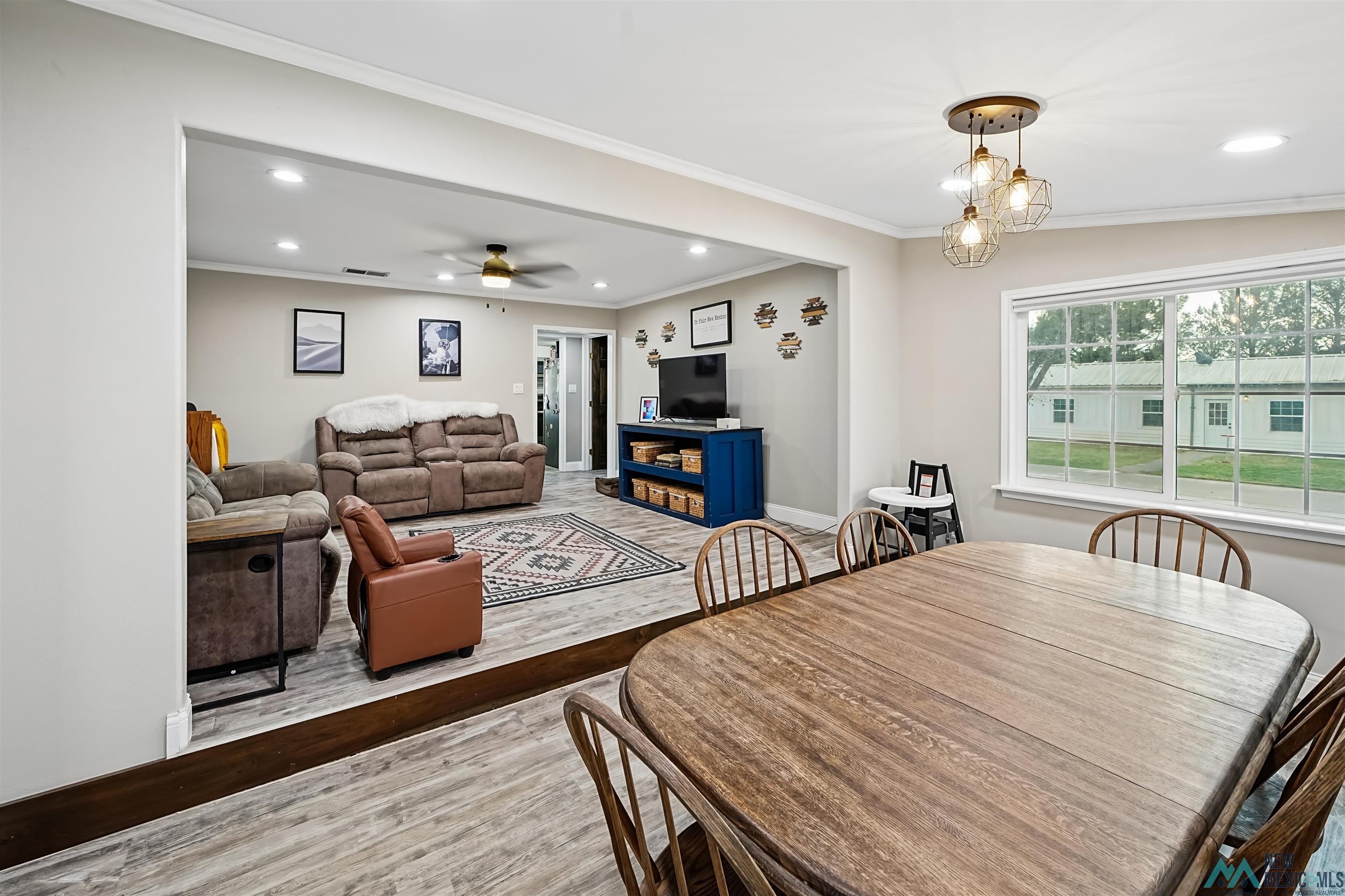 215 Grassburr Lane