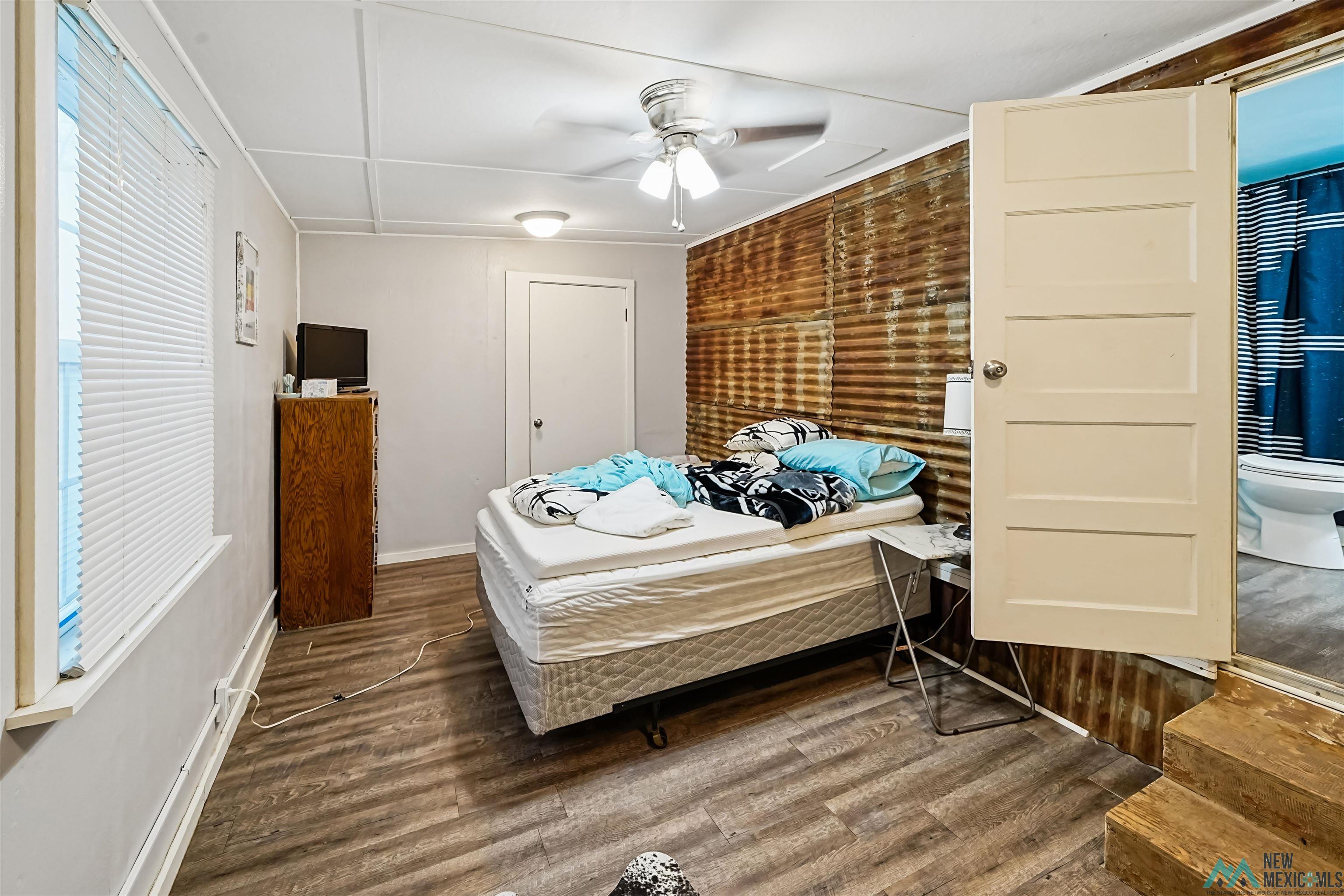 215 Grassburr Lane