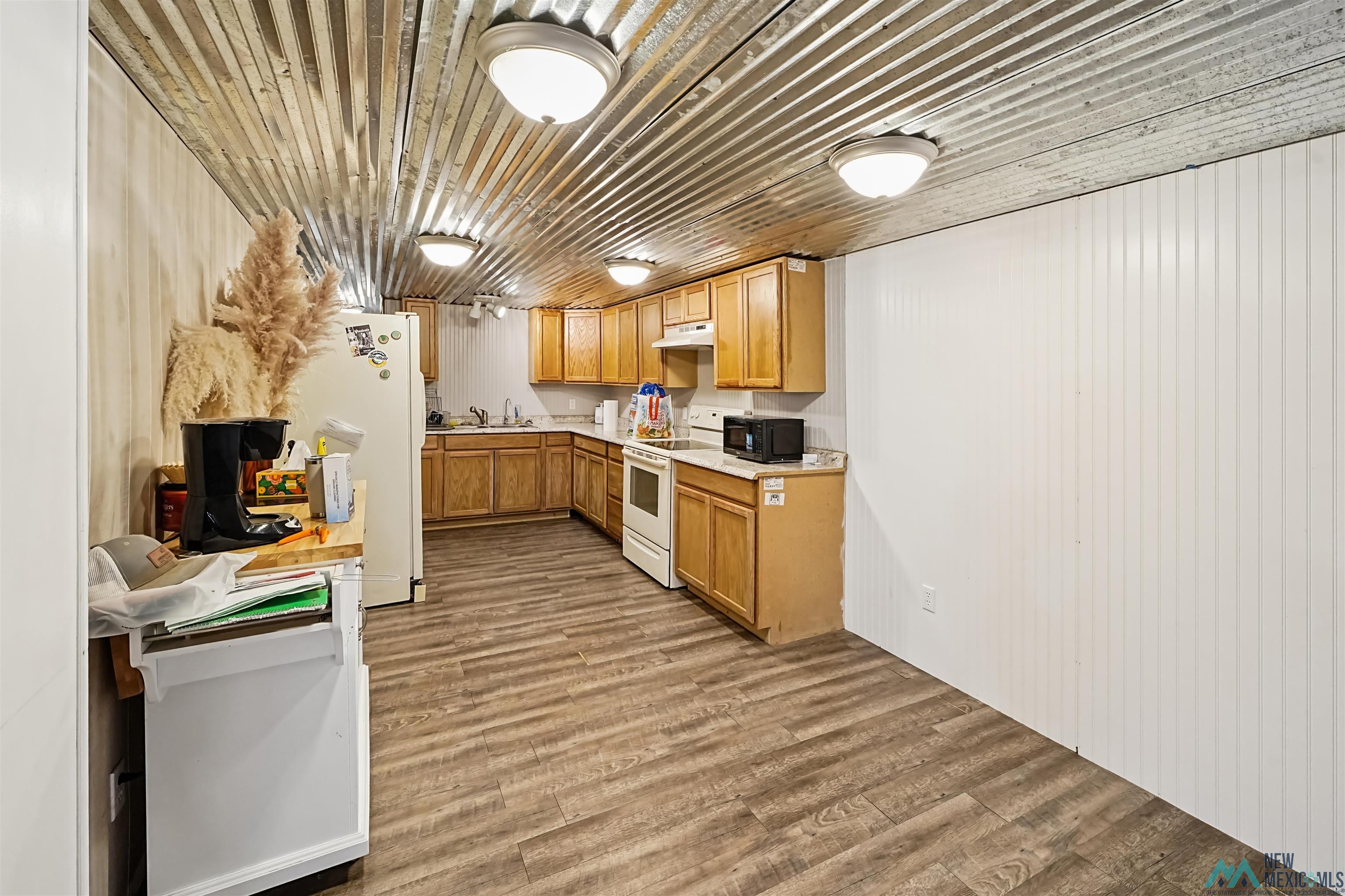 215 Grassburr Lane
