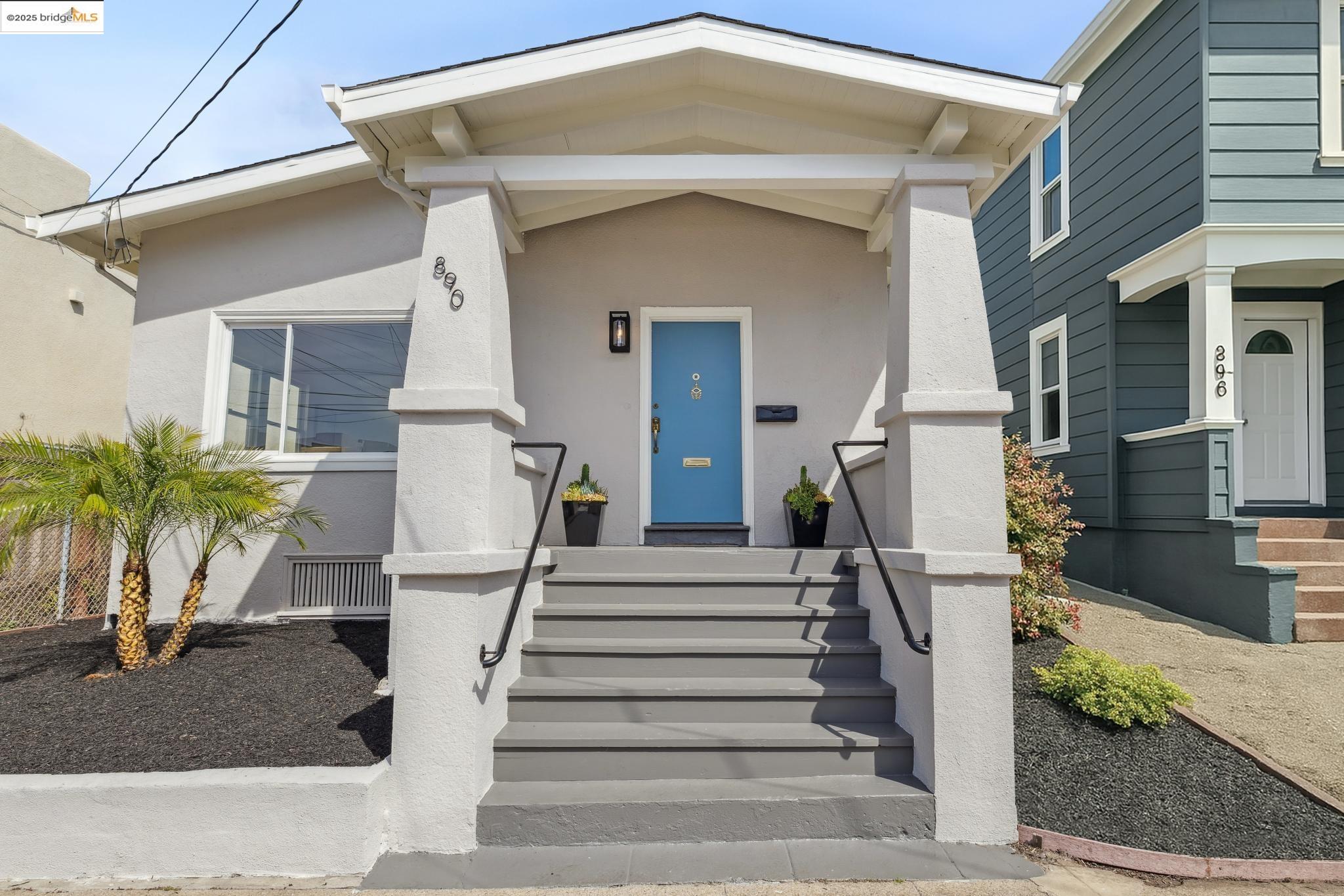 890 Arlington Ave