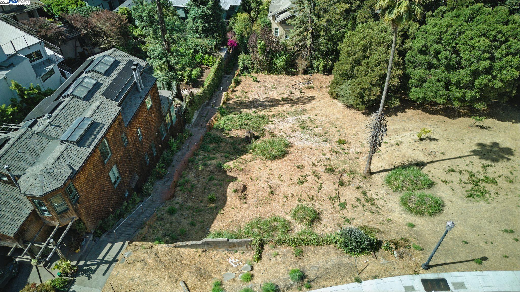 6185 Buena Vista Ave