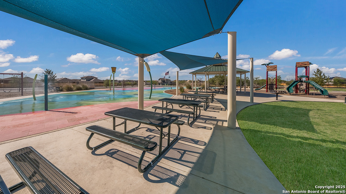 15426 Lemon Pepper Creek
