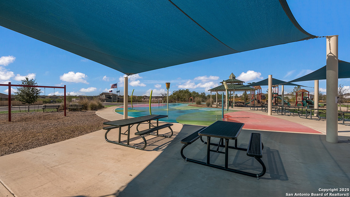 15426 Lemon Pepper Creek