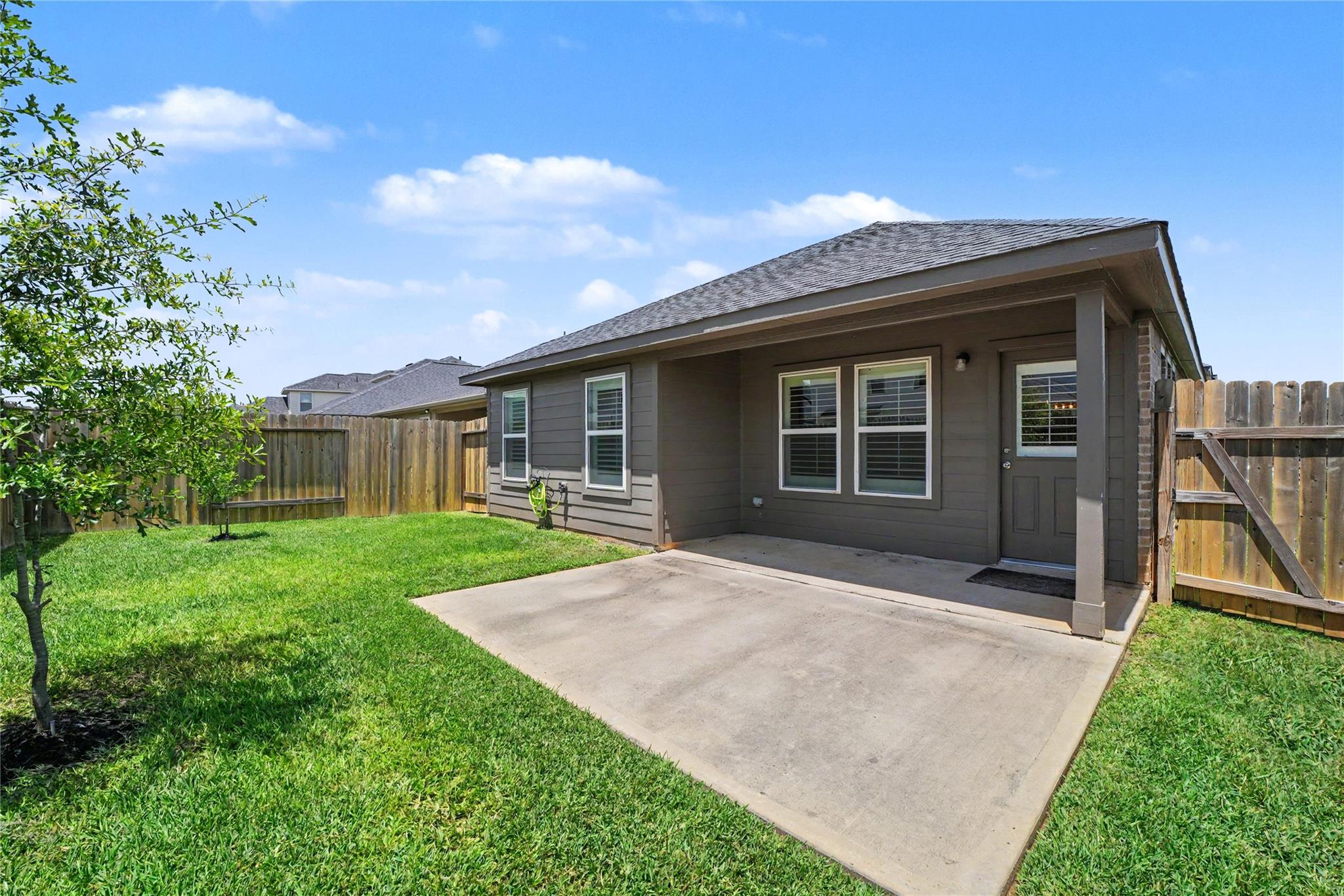 22627 Rosy Heights Trail