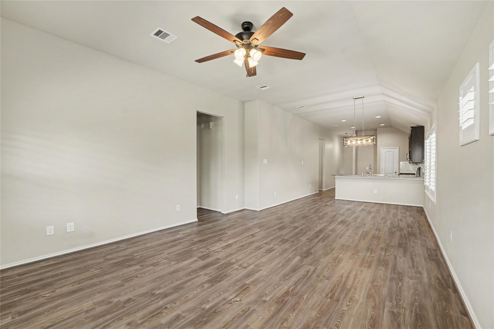 22627 Rosy Heights Trail
