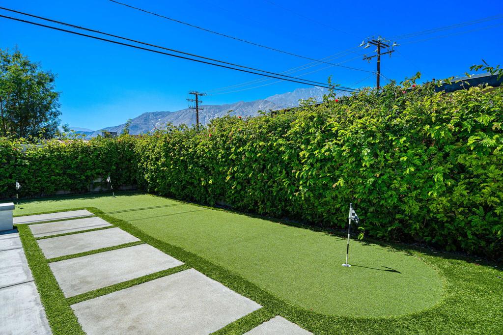359 W Avenida Cerca
