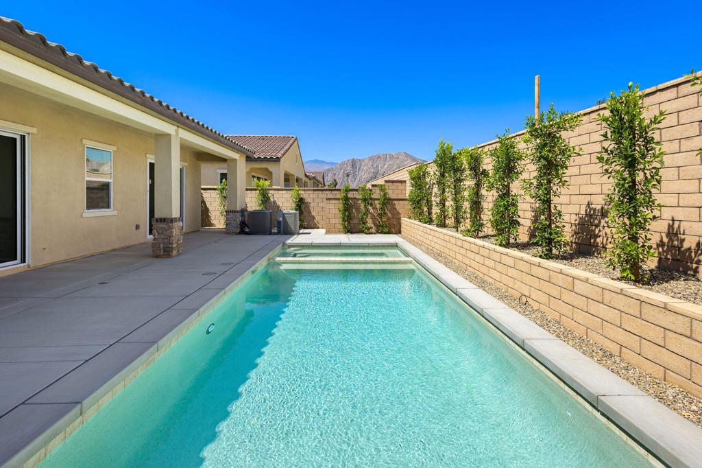 51603 Marquis Lane