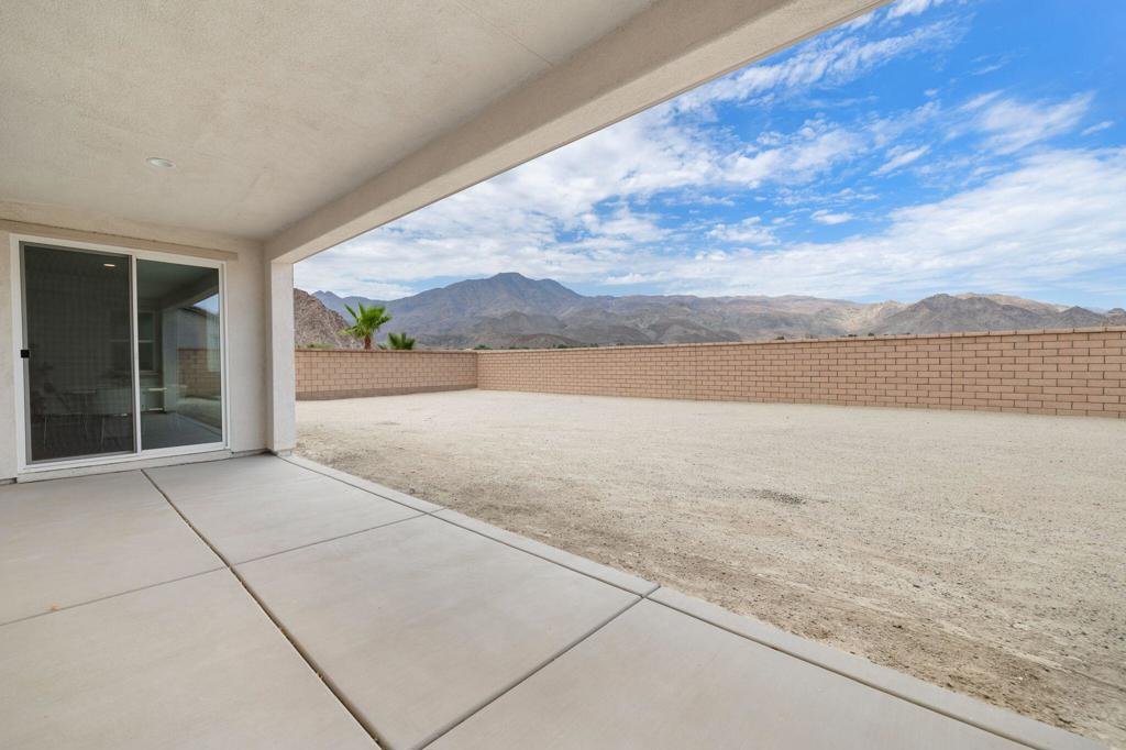 80275 Vera Cruz Court