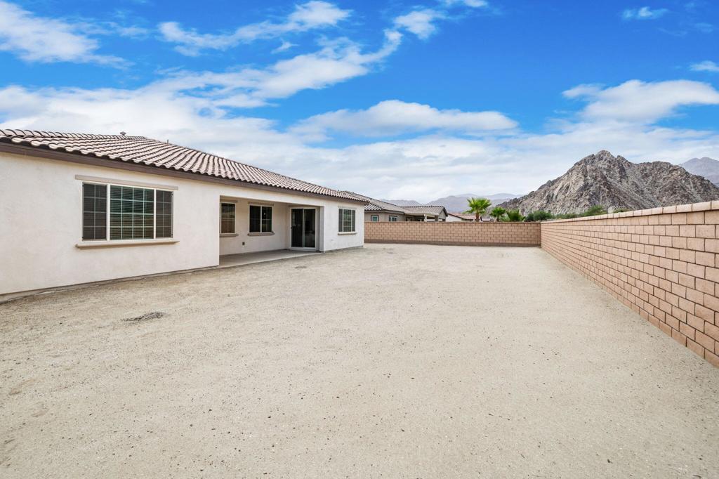 80275 Vera Cruz Court