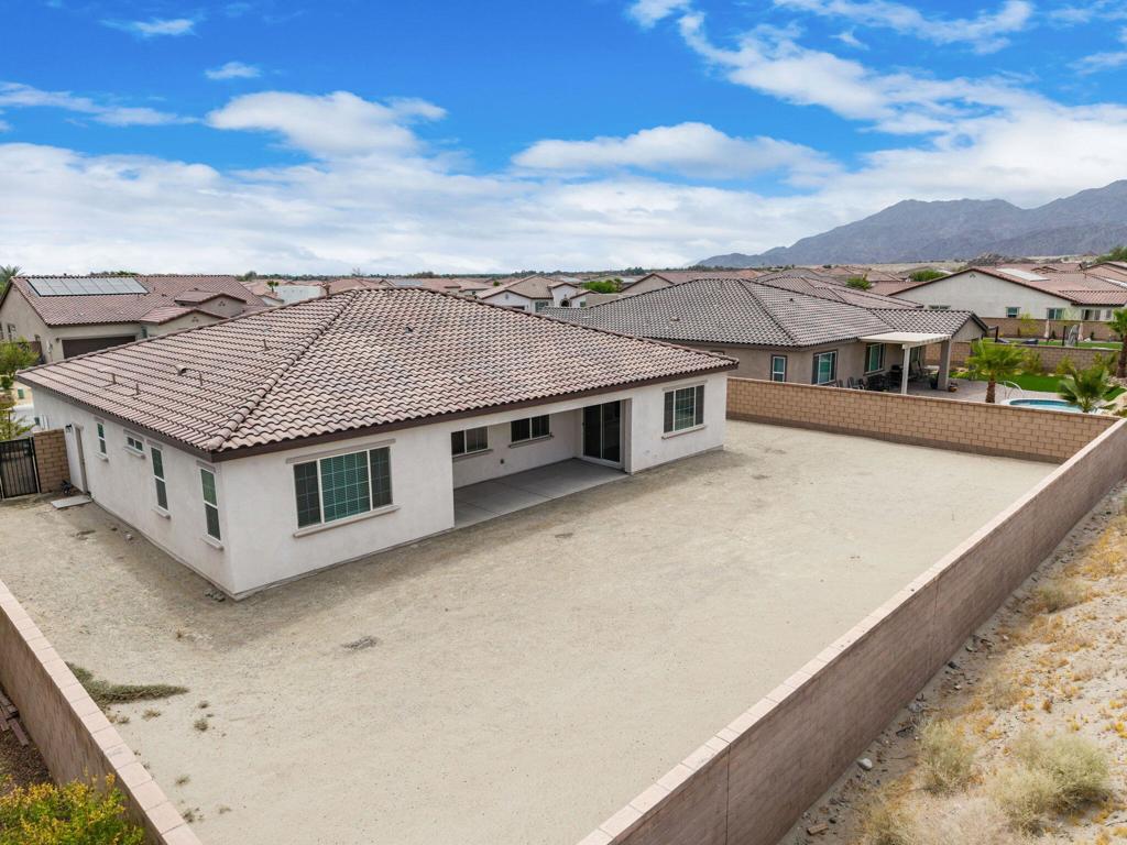 80275 Vera Cruz Court