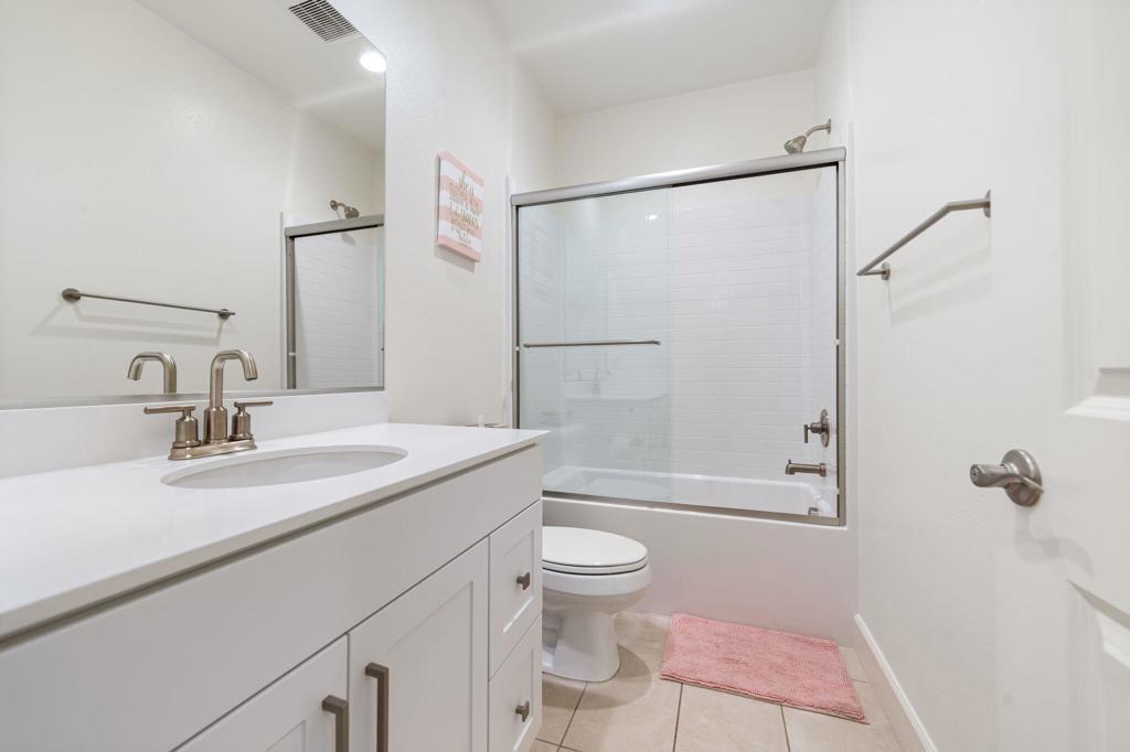 80275 Vera Cruz Court