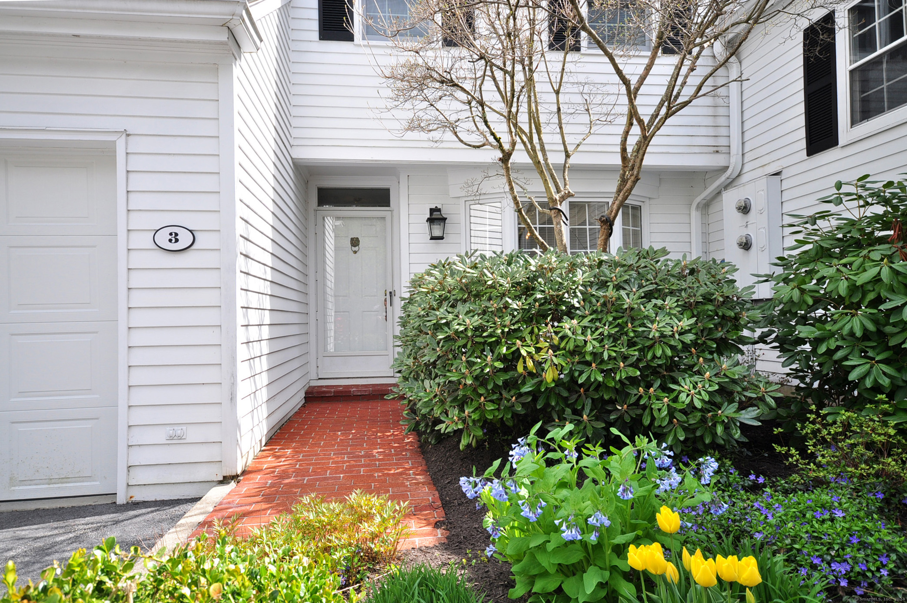 3 Hawthorne Court