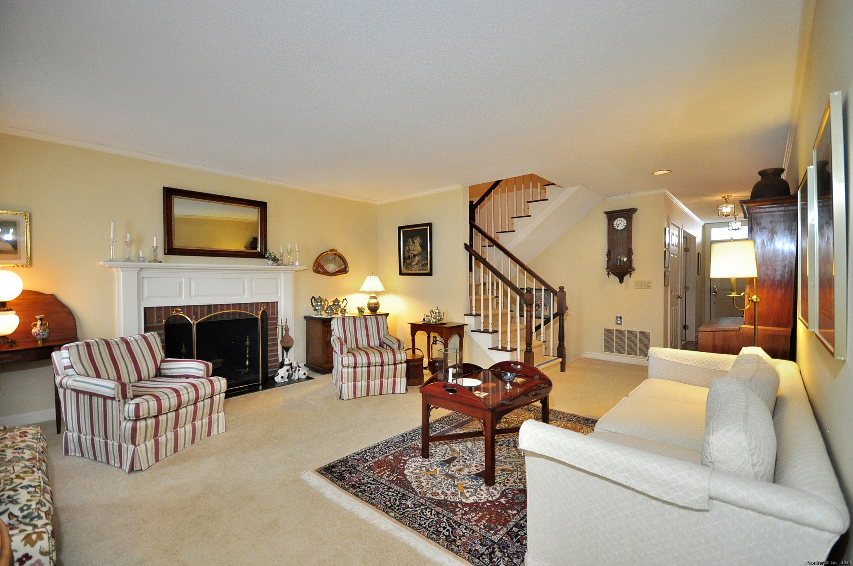 3 Hawthorne Court