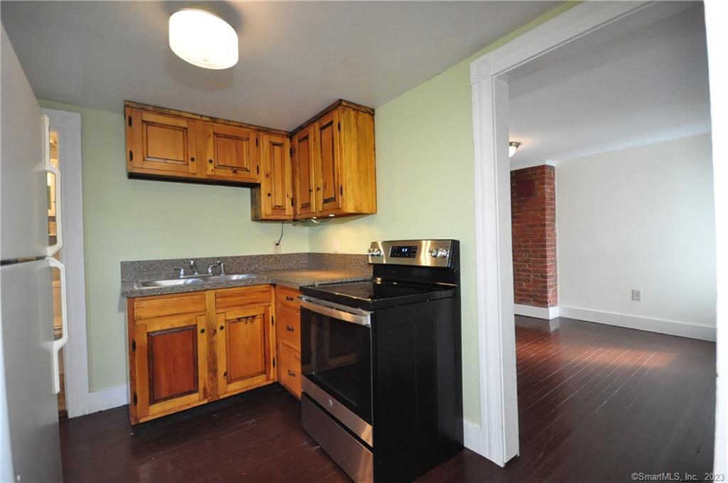22 Highland Avenue A