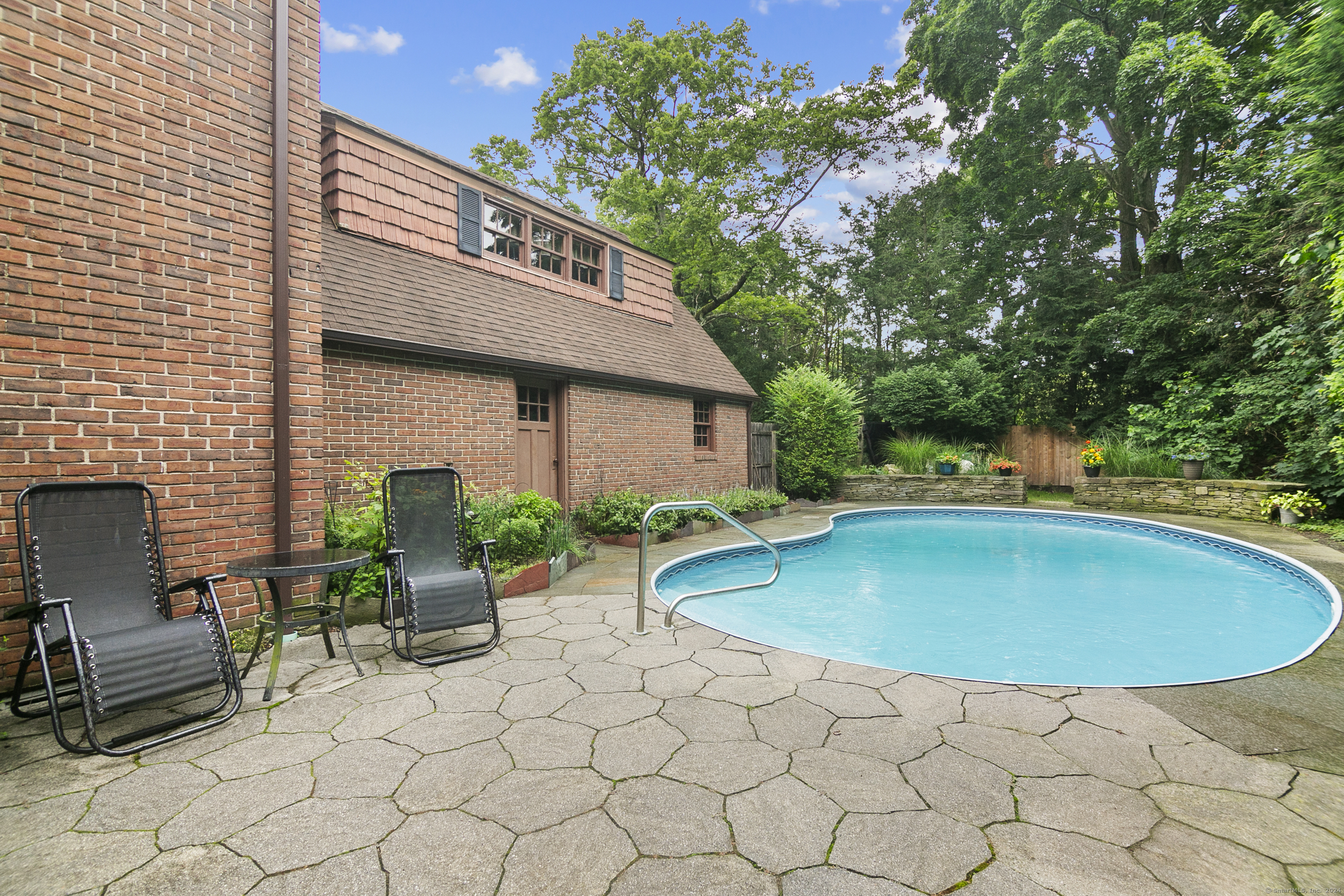 174 Eastwood Road