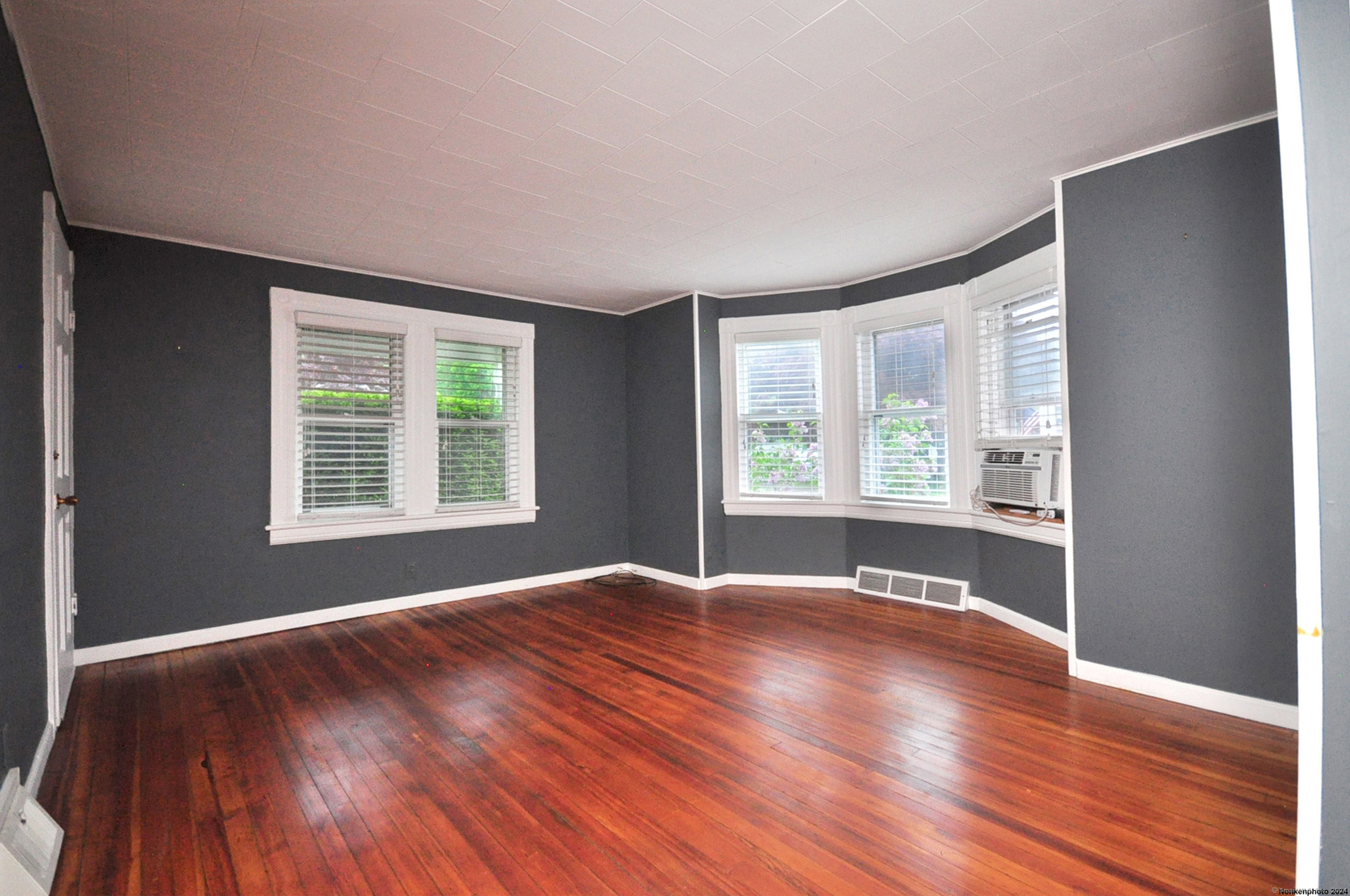 22 Highland Avenue B