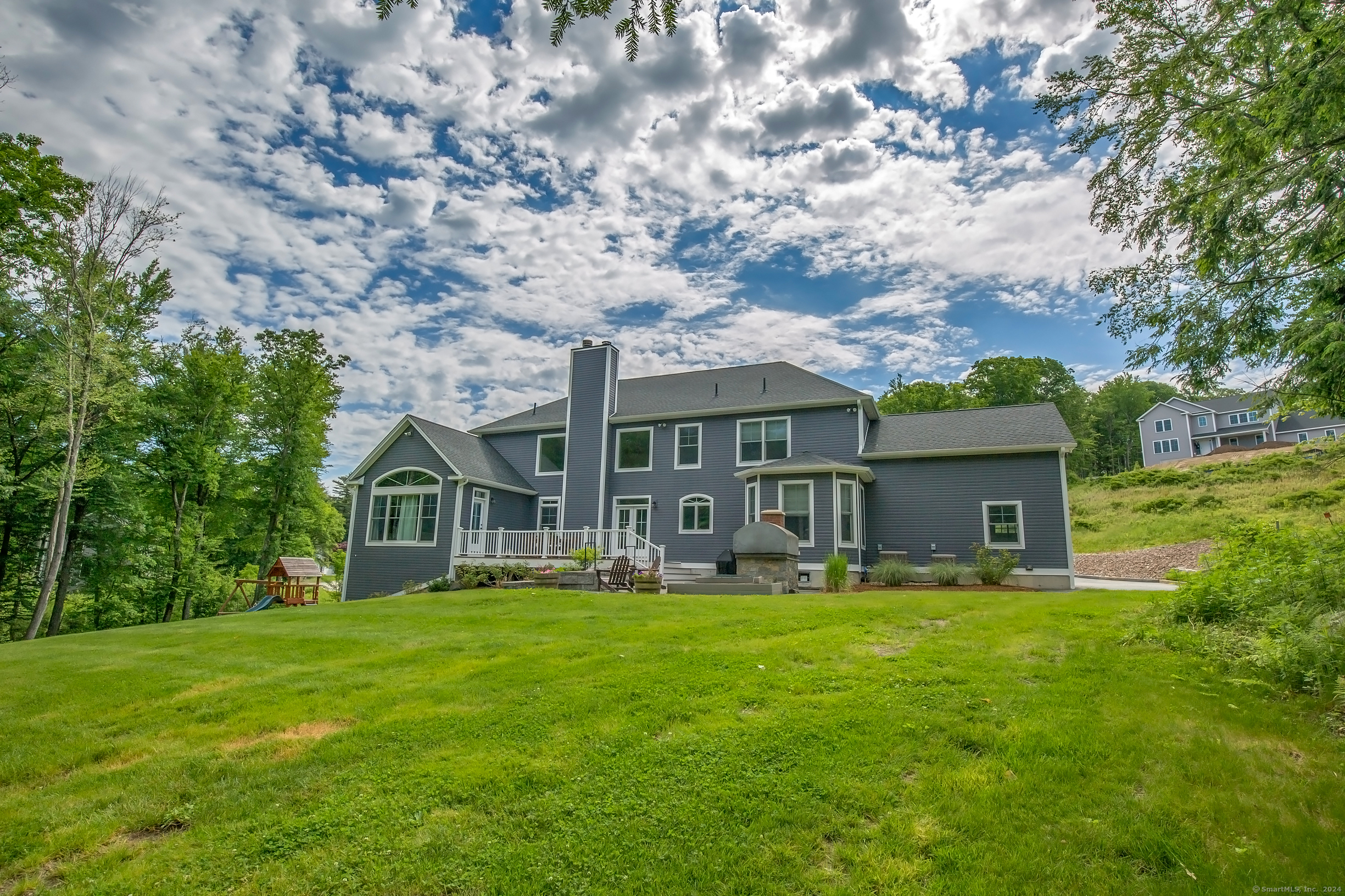 48 Saw Mill Road