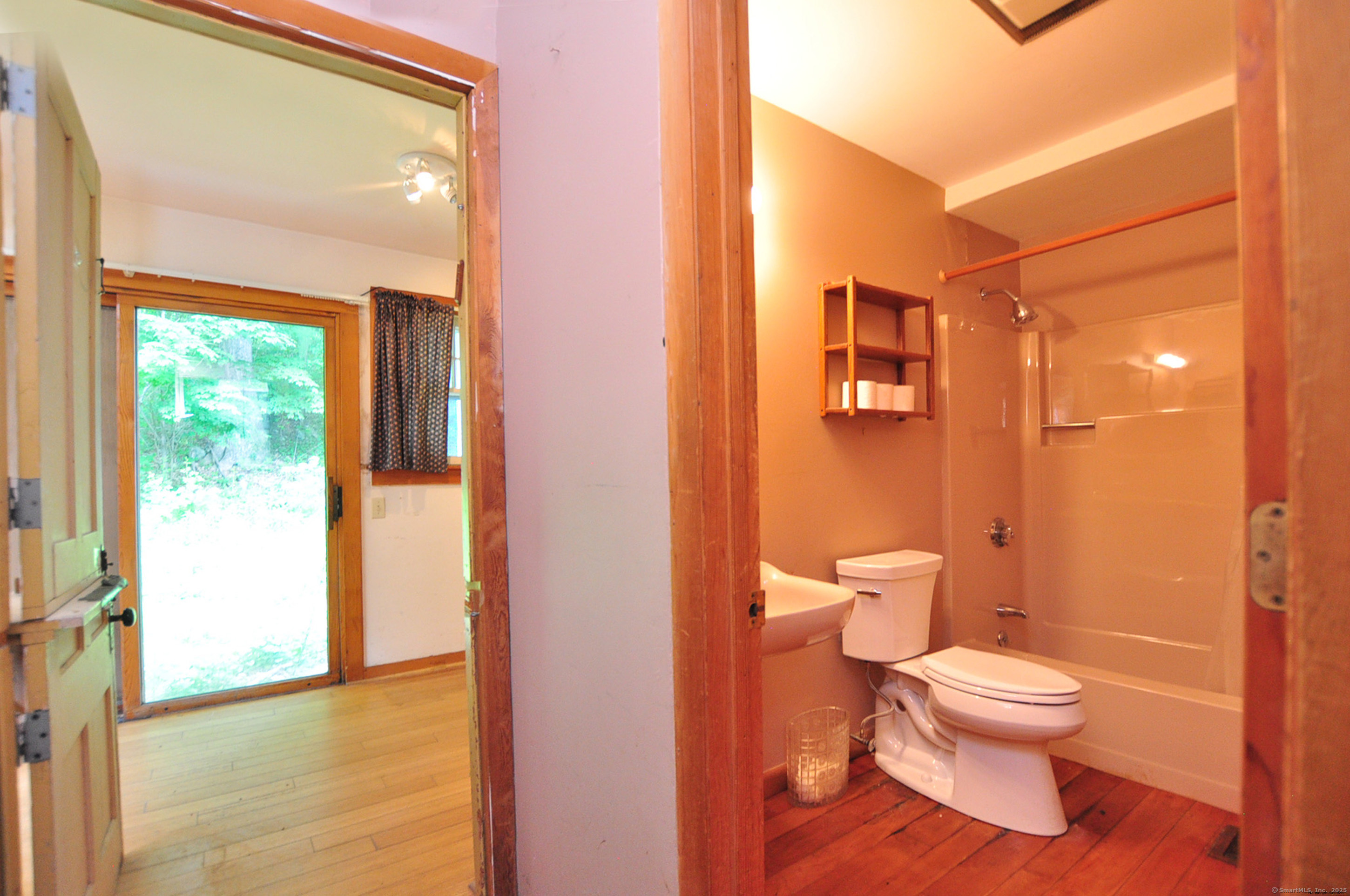 14 River Road