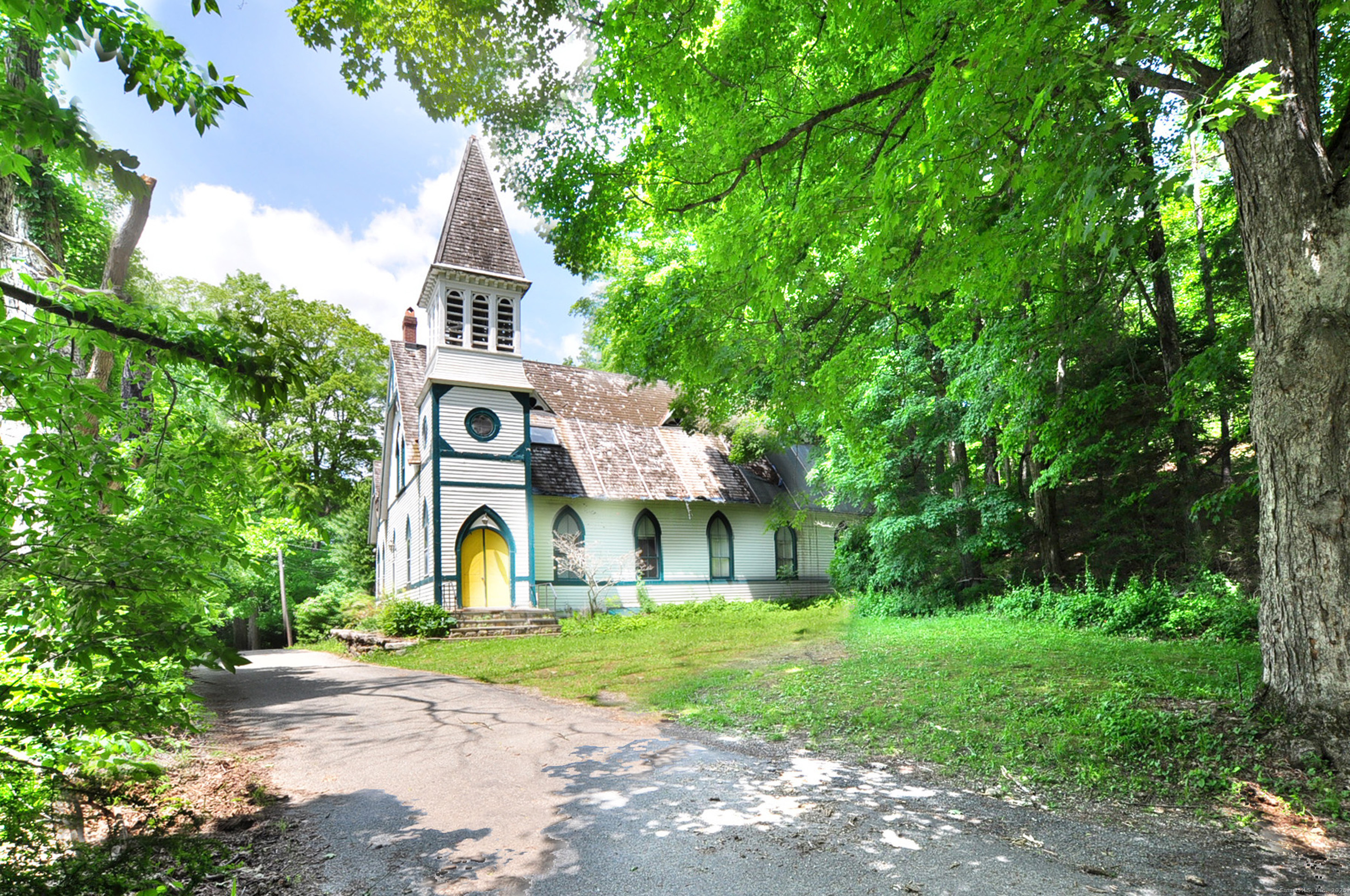 14 River Road