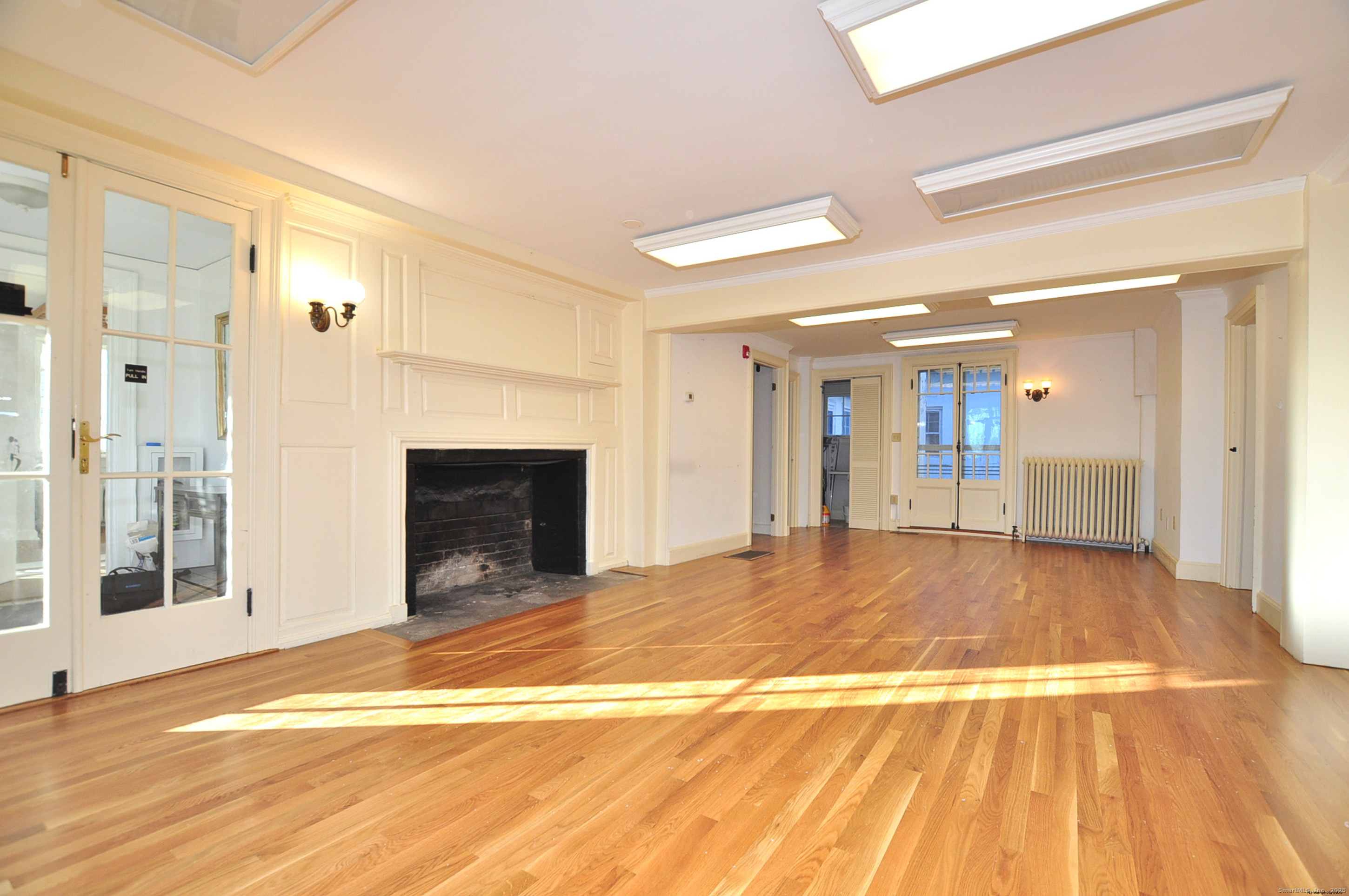 82 West Street