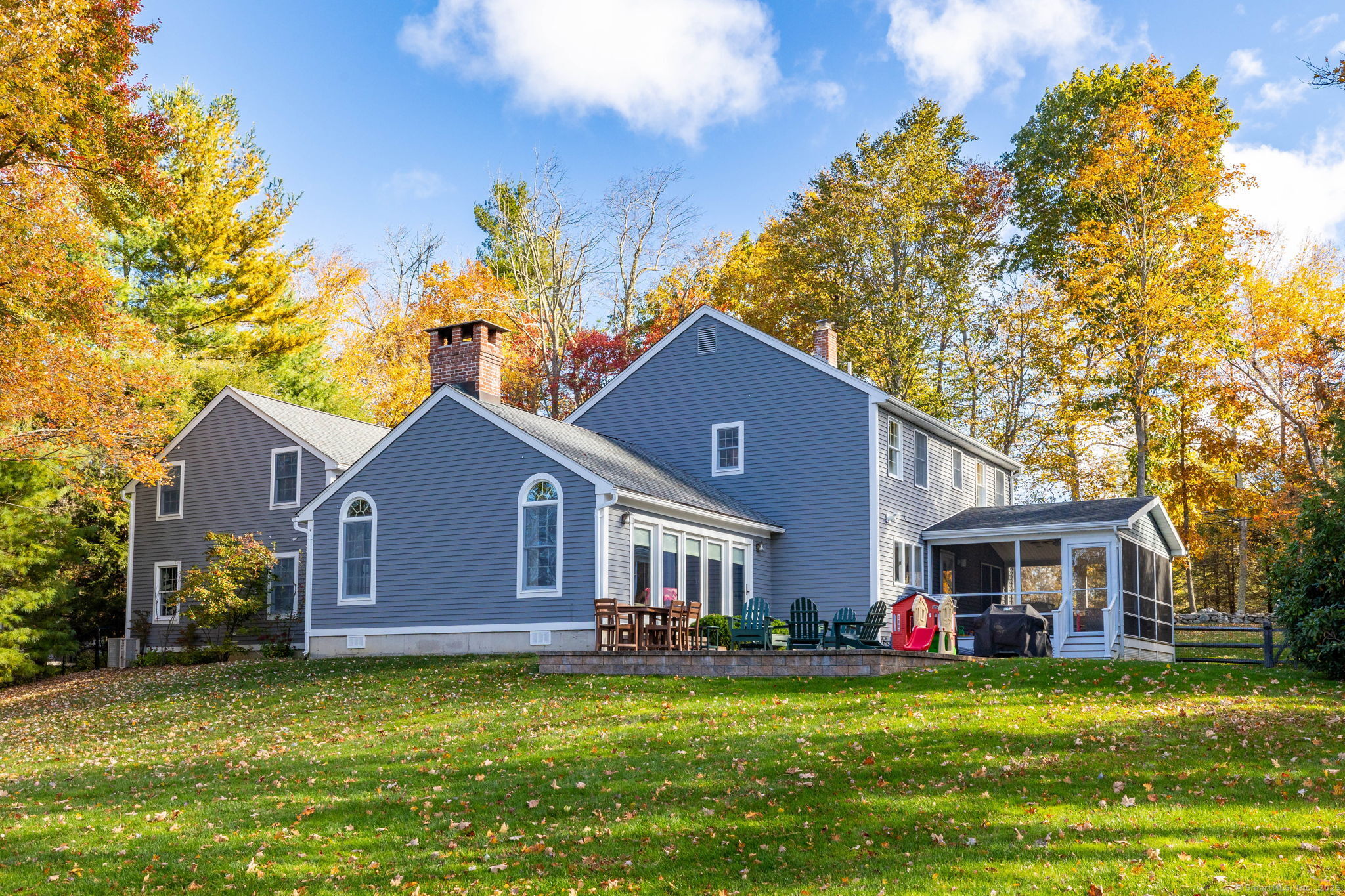 325 Norfolk Road