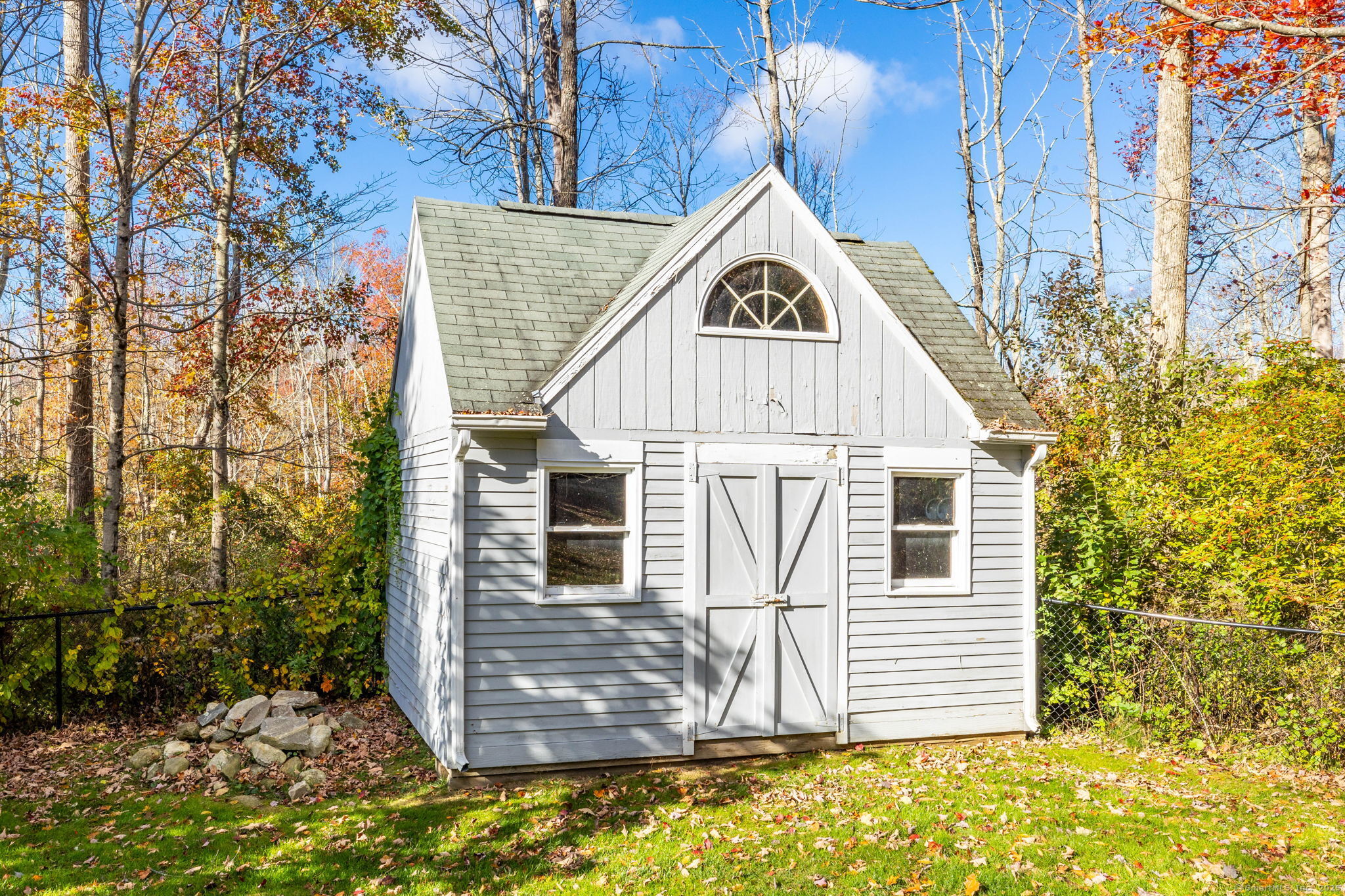 325 Norfolk Road