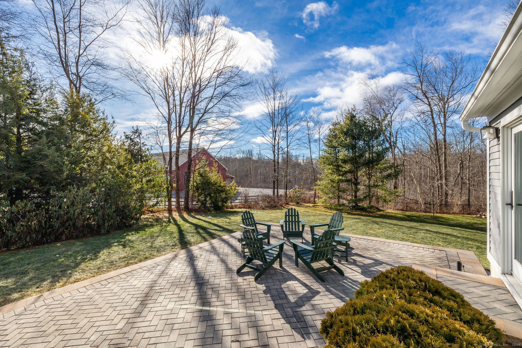 325 Norfolk Road