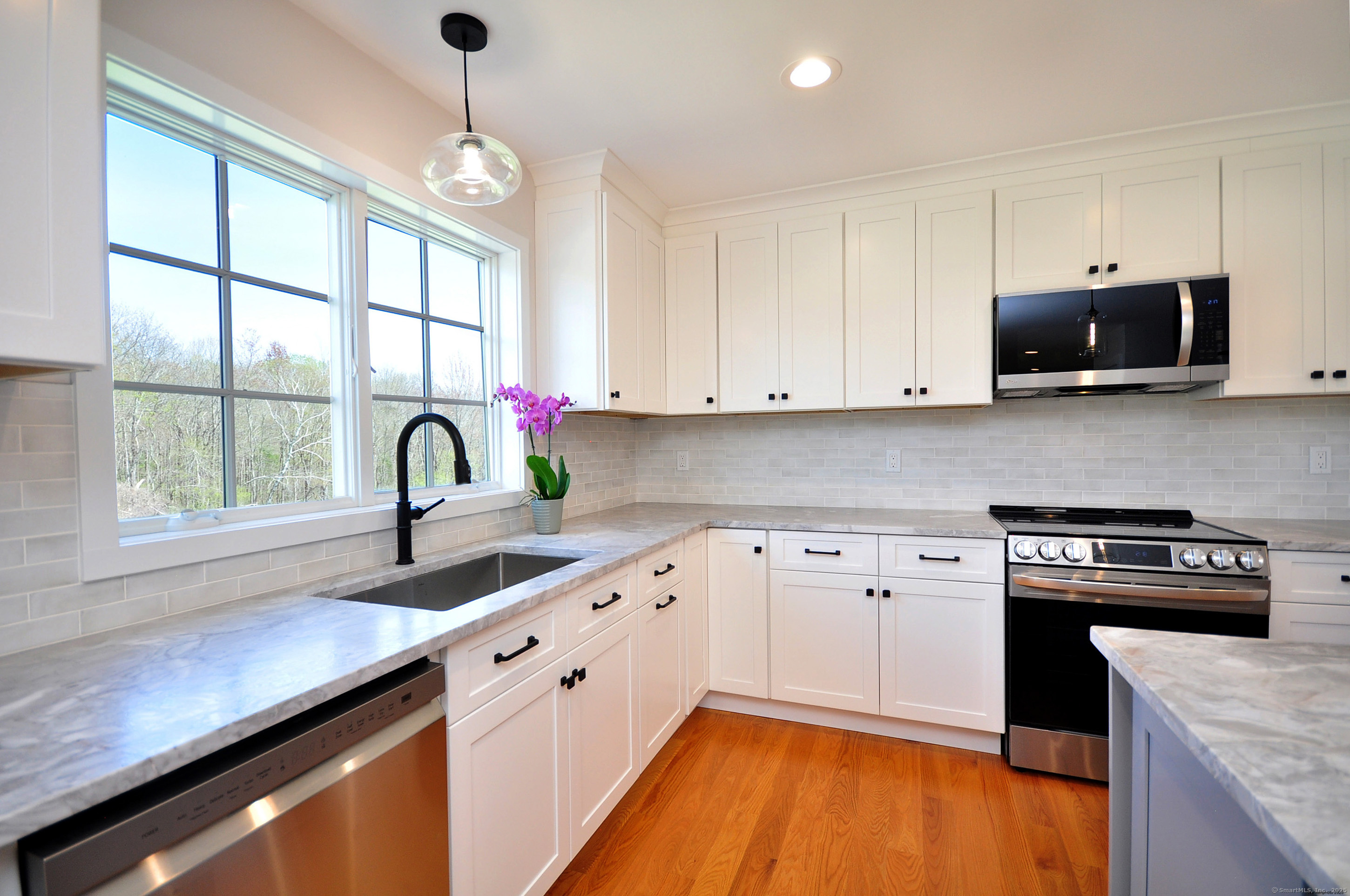 137 Buell Road
