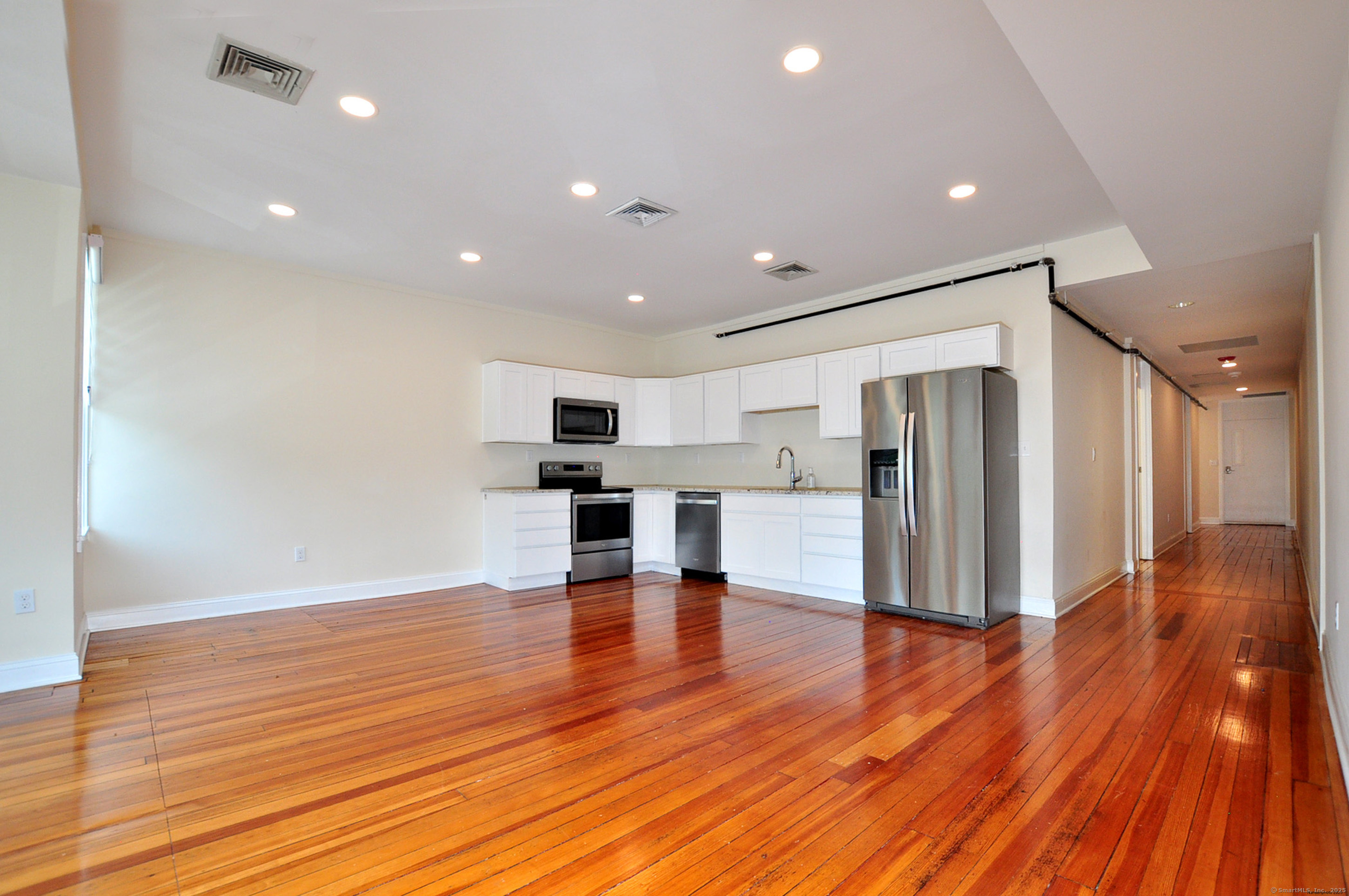 23 West Street 2A