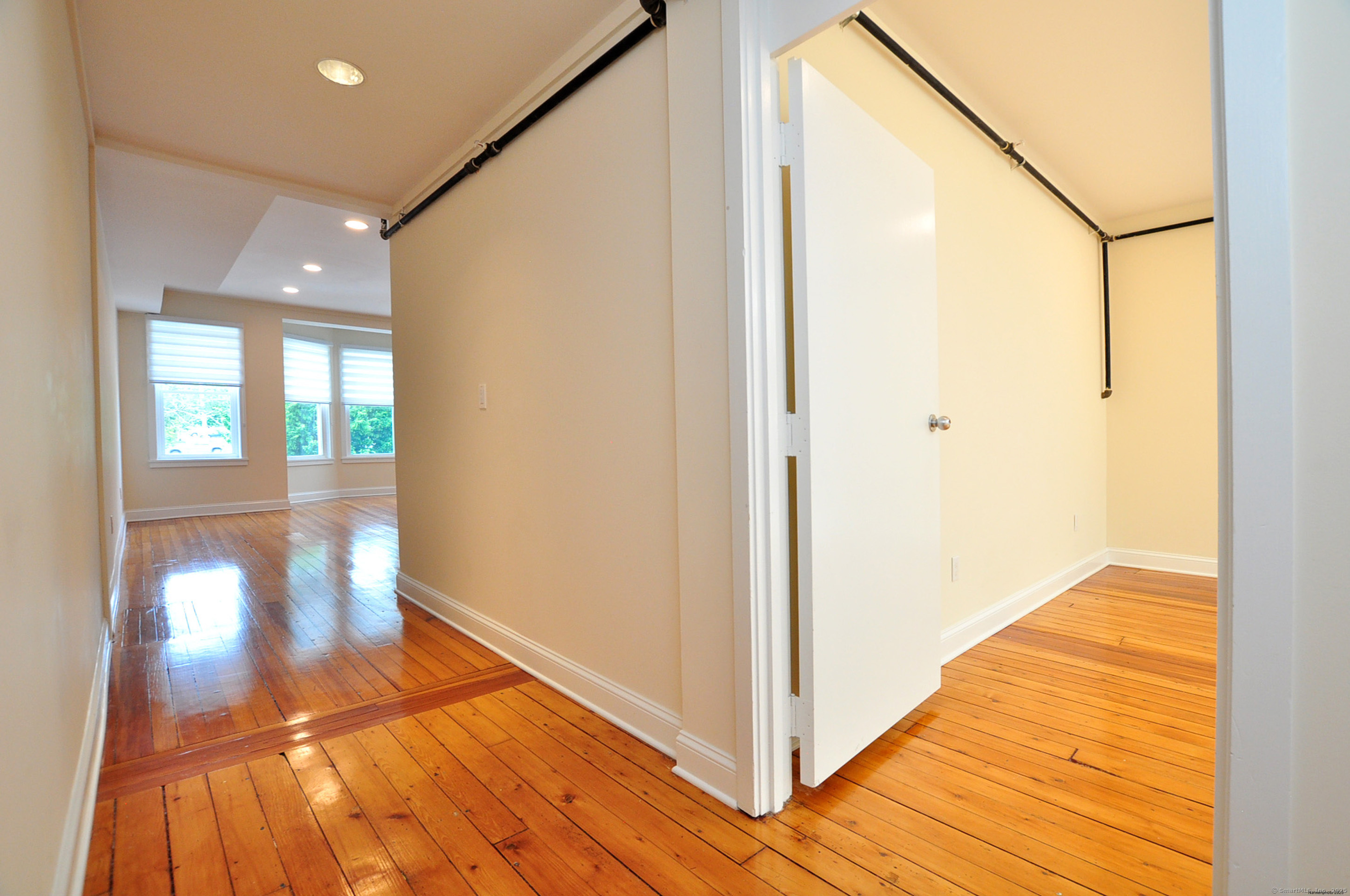 23 West Street 2A