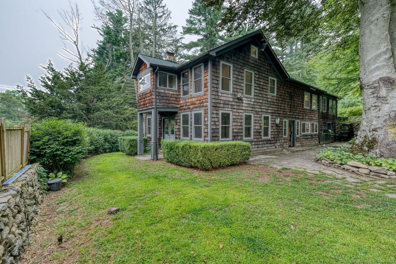 4 Garland Road