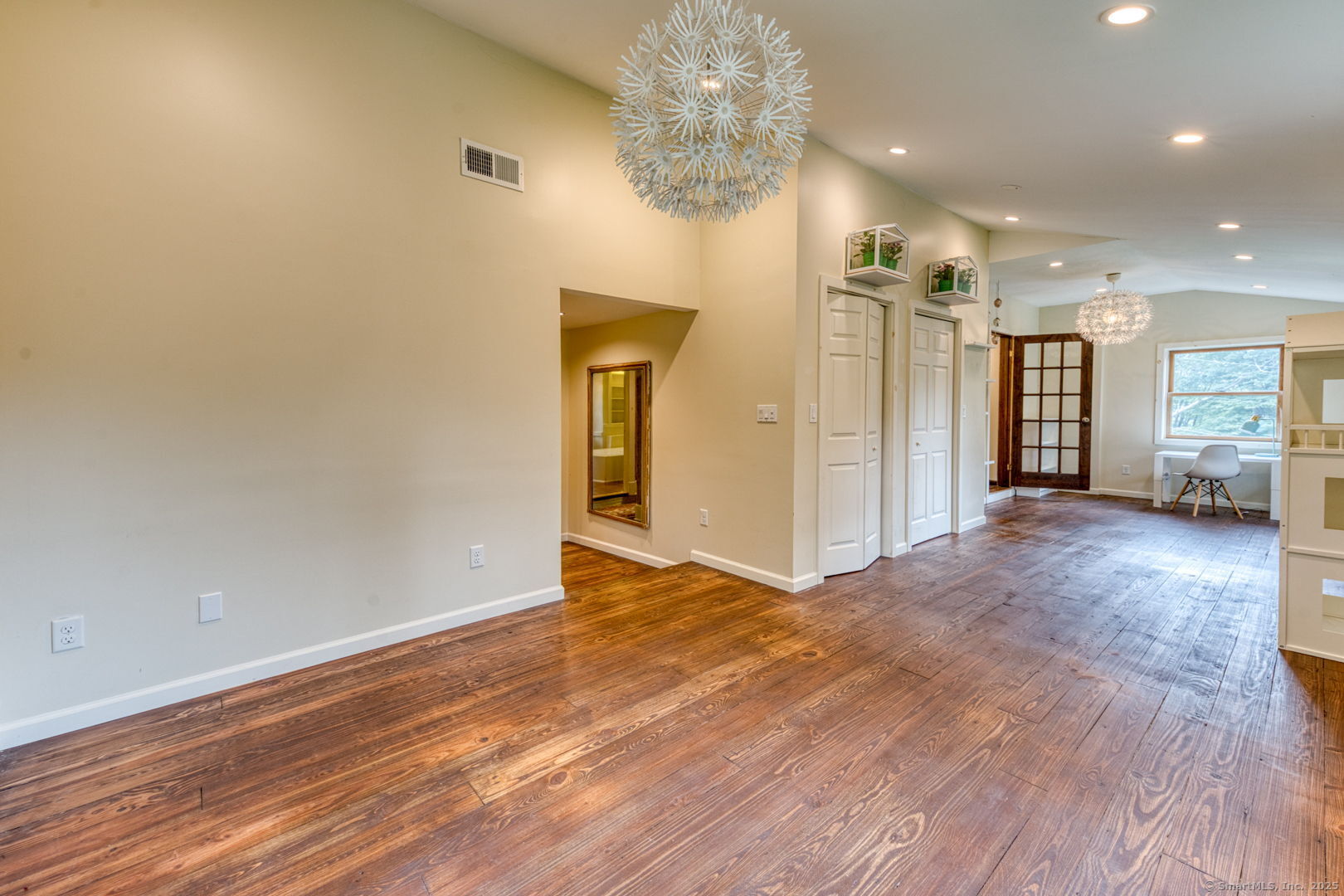 4 Garland Road