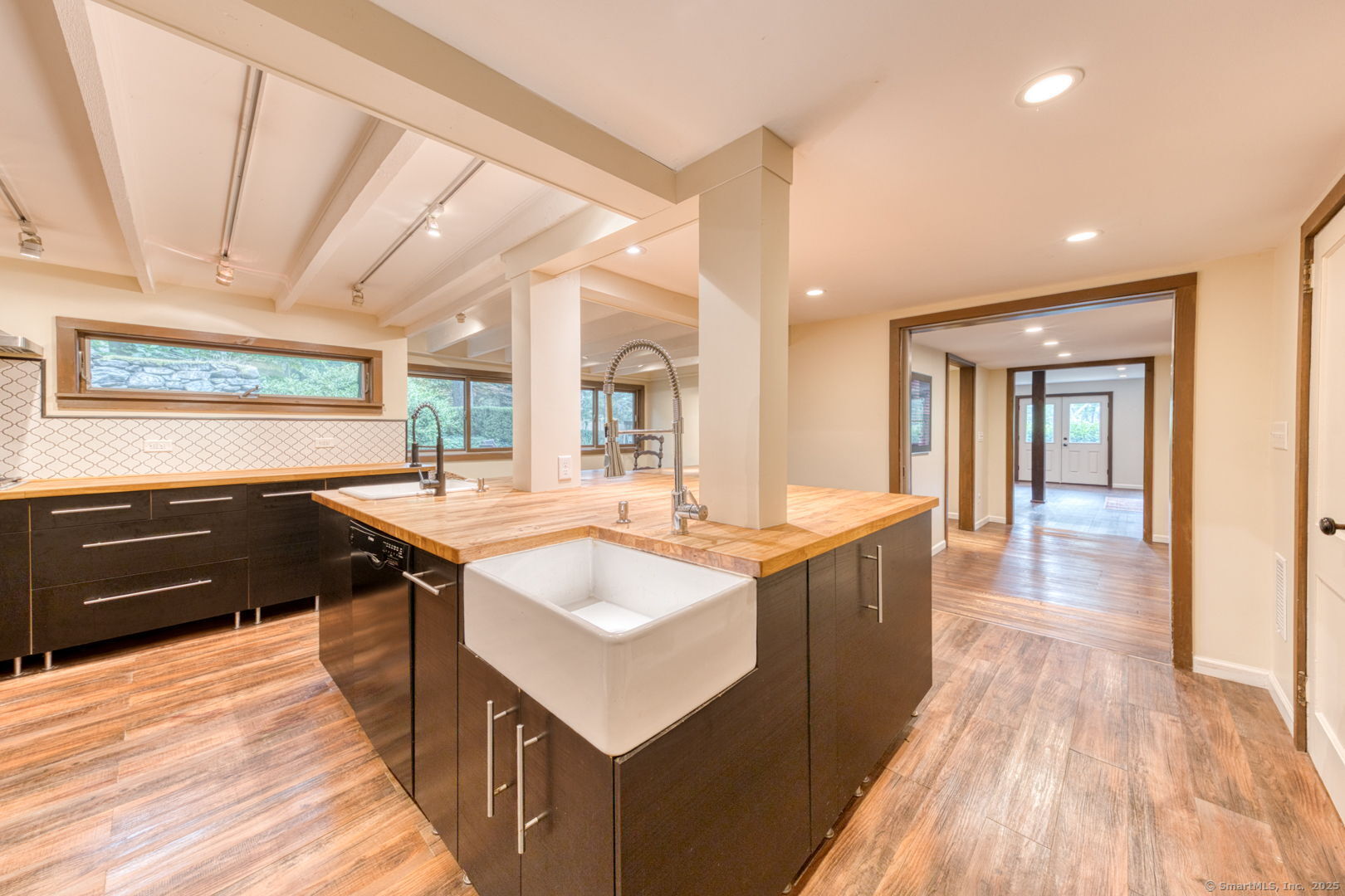 4 Garland Road