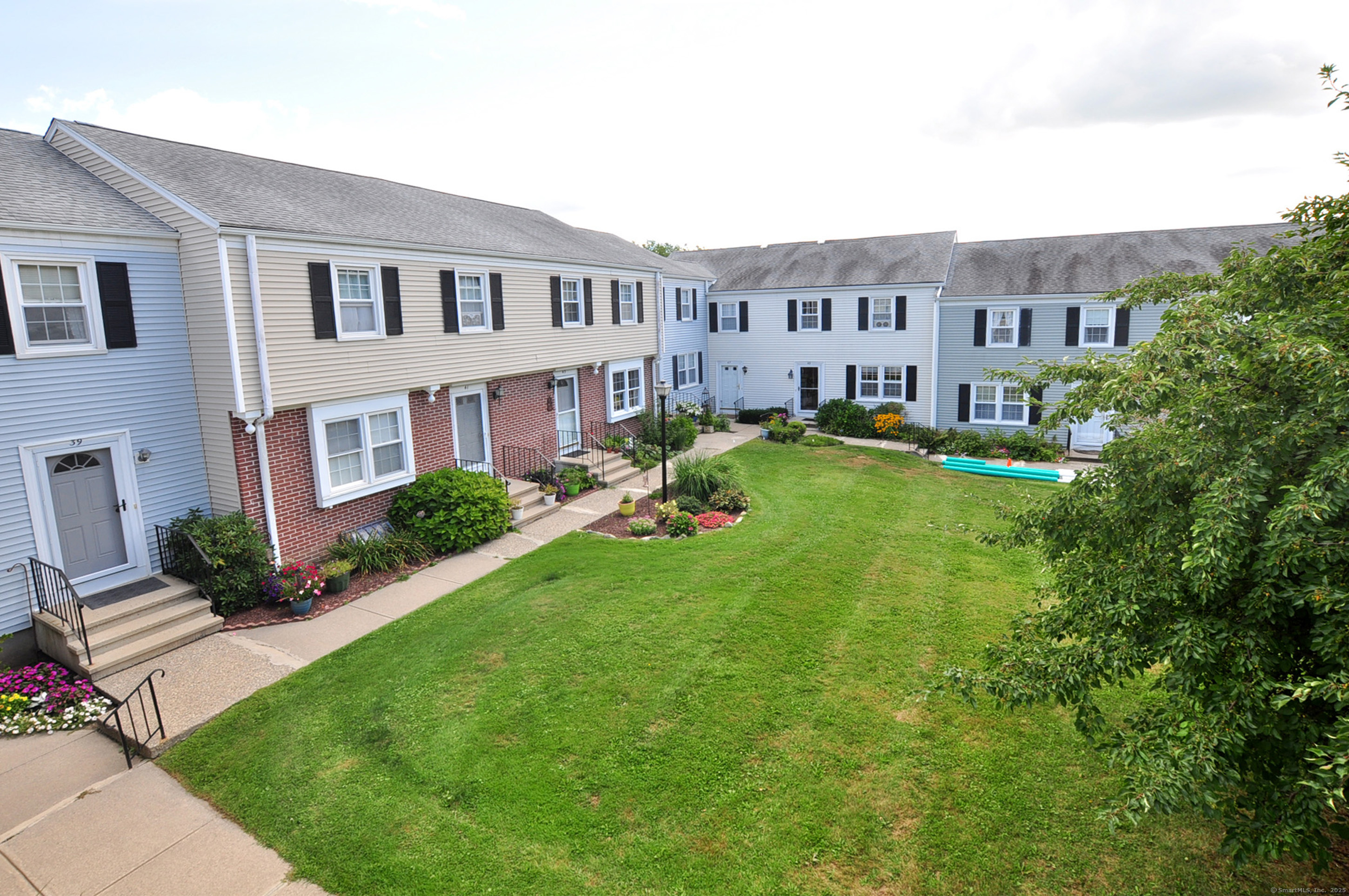 33 Tapping Reeve Drive 33